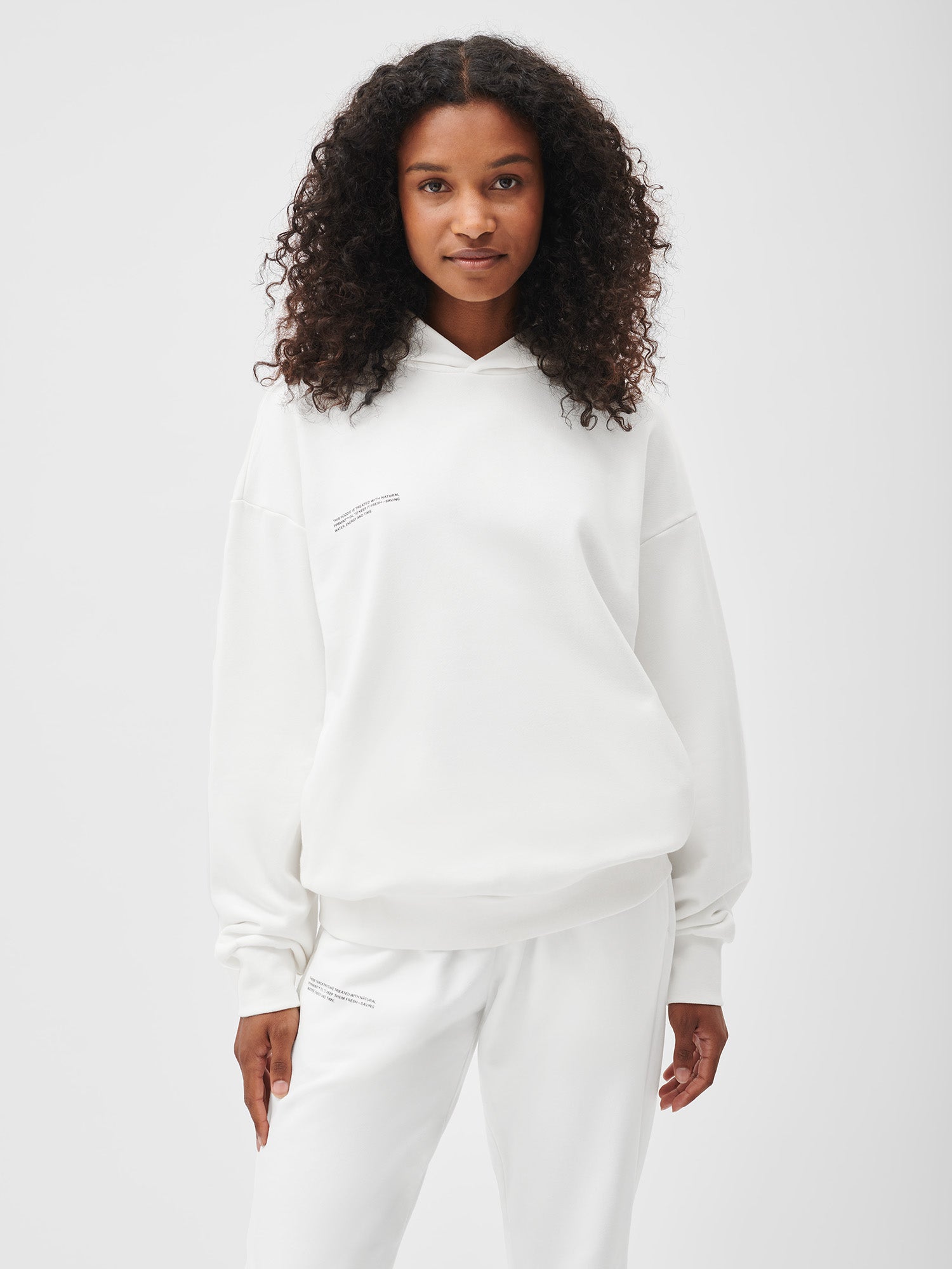 365-Hoodie-Off-White-Model-Female-1