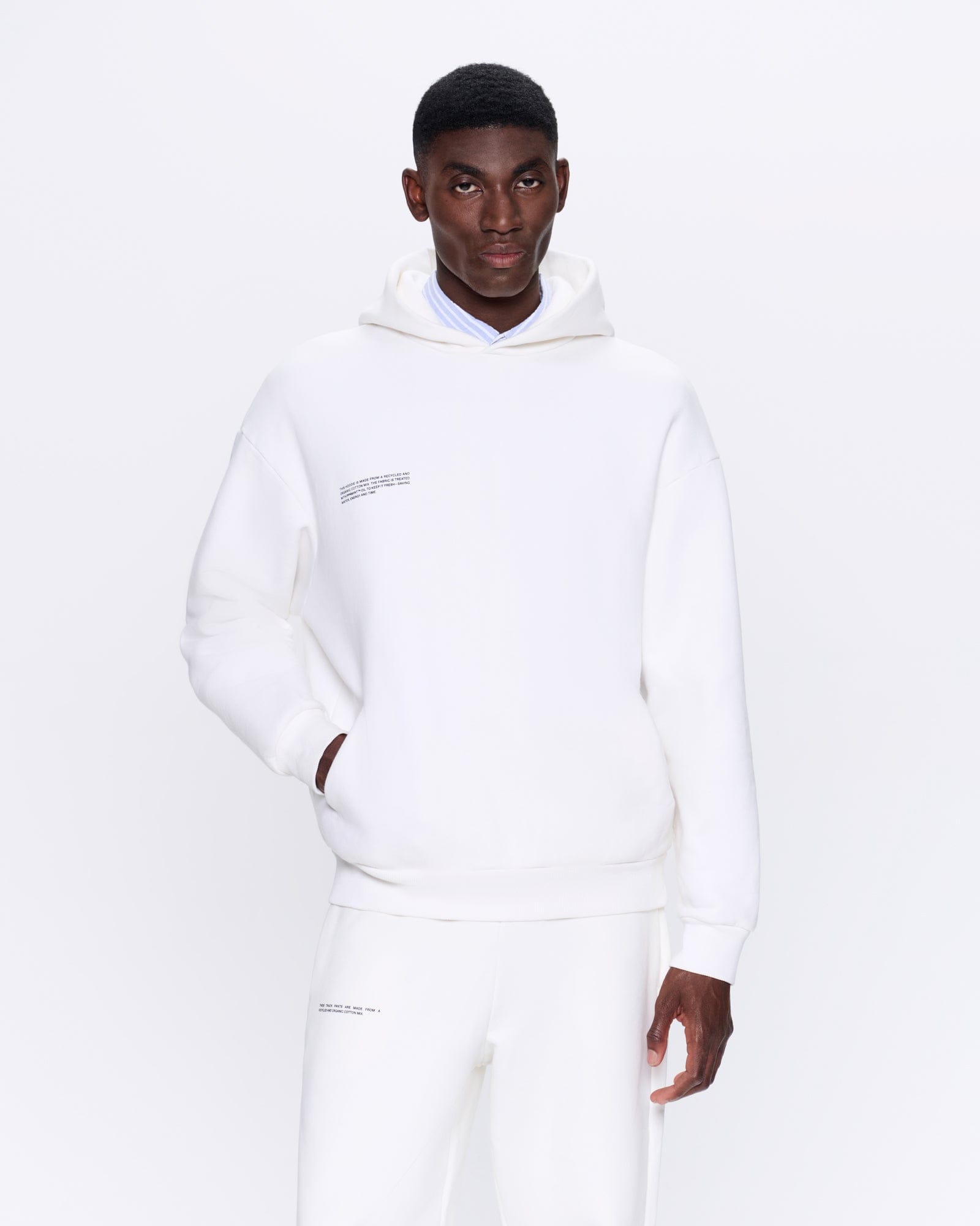 365_HEAVYWEIGHT_HOODIE_OFF_WHITE_MENS_FRONT-MODEL
