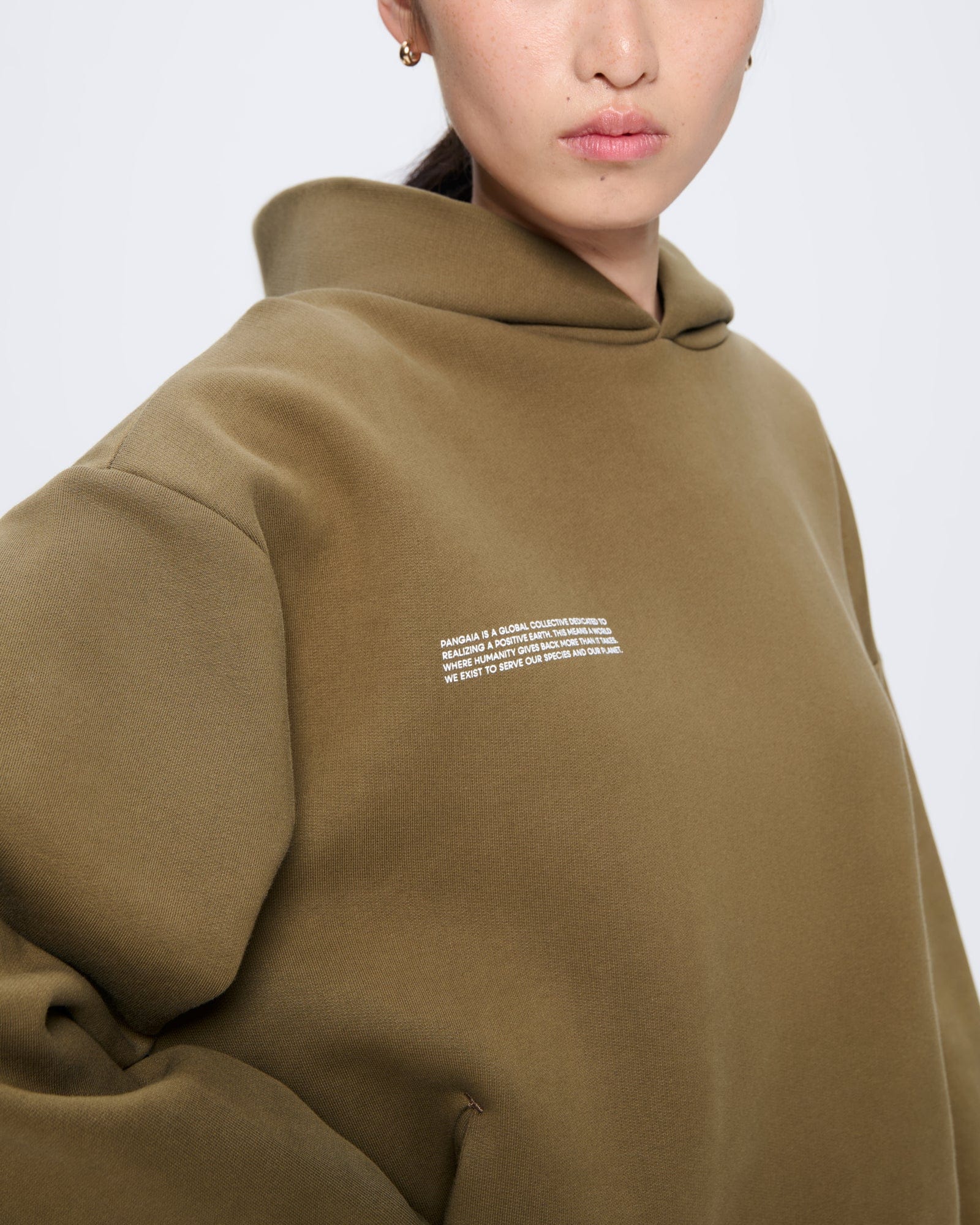 365_HEAVYWEIGHT_HOODIE_SOIL_BROWN_WOMENS_DETAIL