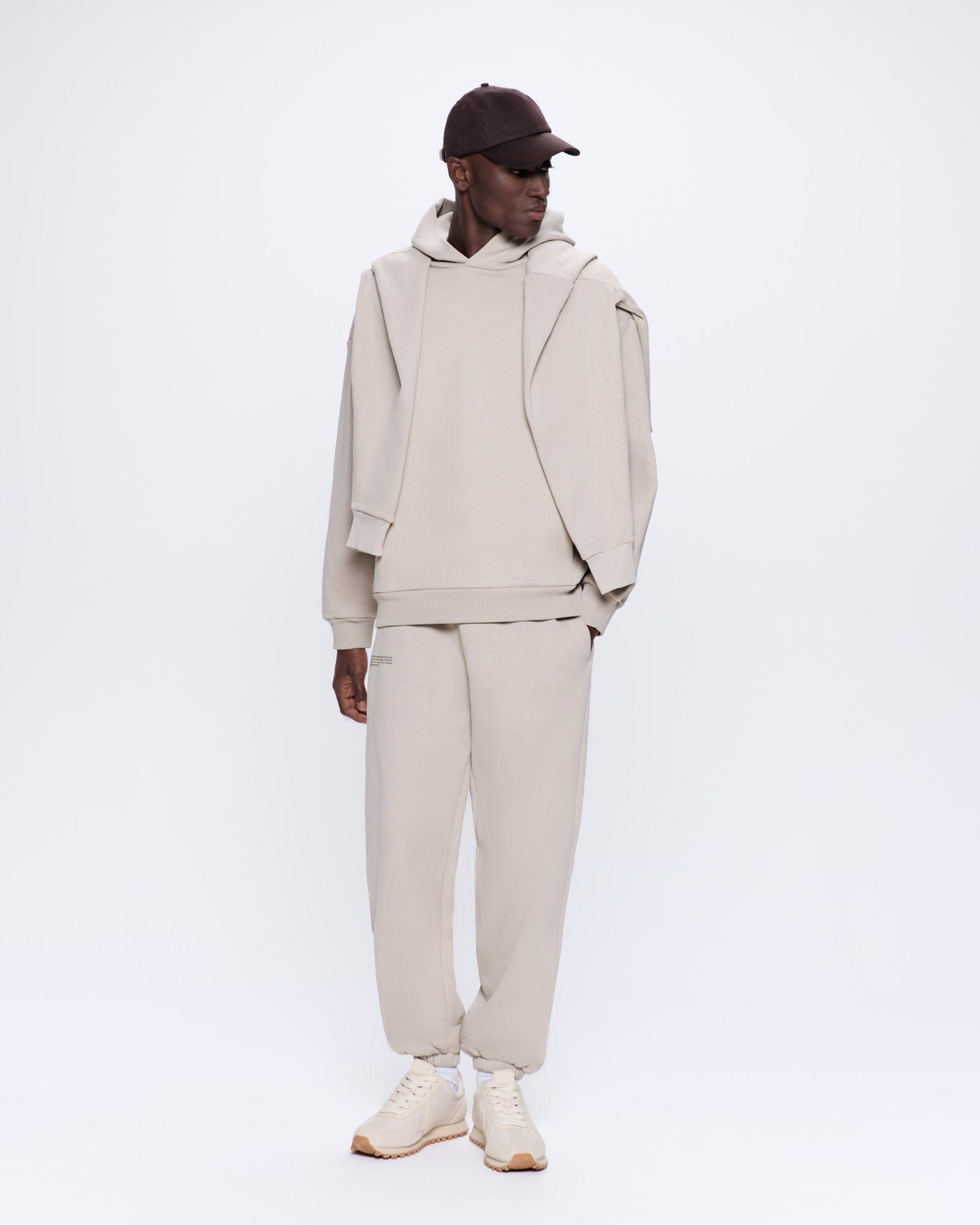 365_HEAVYWEIGHT_HOODIE_STONE_MENS_LEAD-MODEL