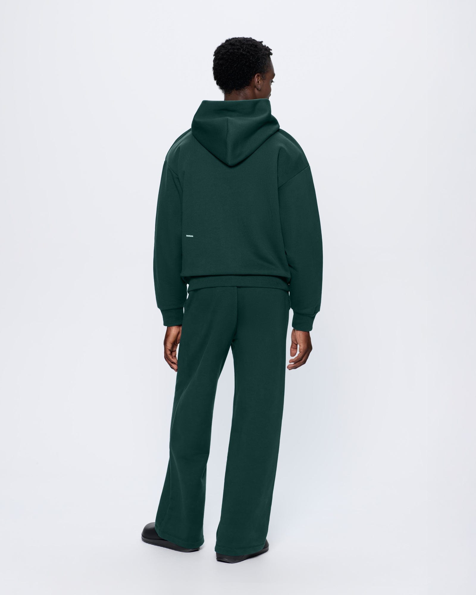 365_HEAVYWEIGHT_STRAIGHT_LEG_TRACK_PANTS_FOLIAGE_GREEN_MENS_BACK_Retouched