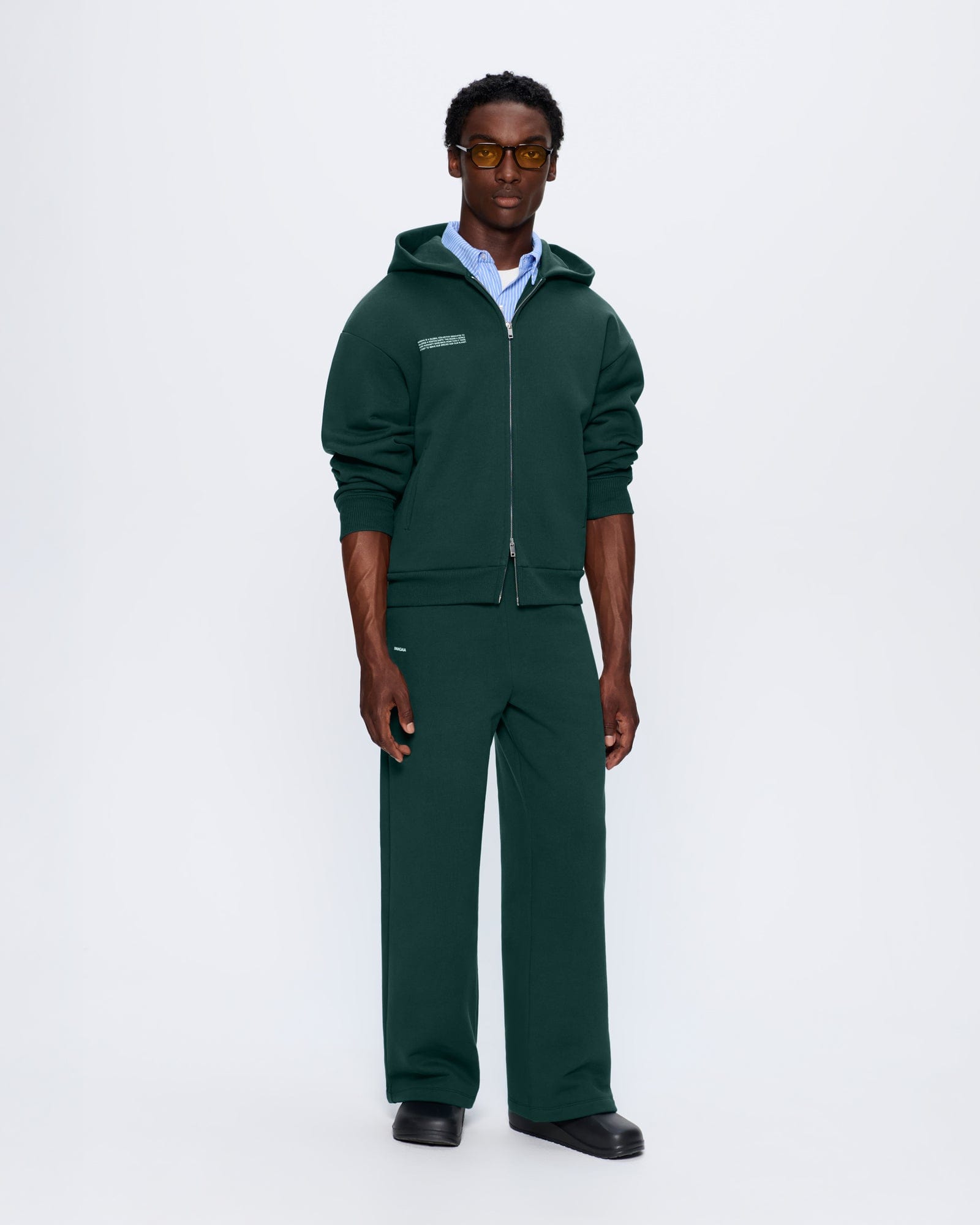 365_HEAVYWEIGHT_STRAIGHT_LEG_TRACK_PANTS_FOLIAGE_GREEN_MENS_LEAD_Retouched