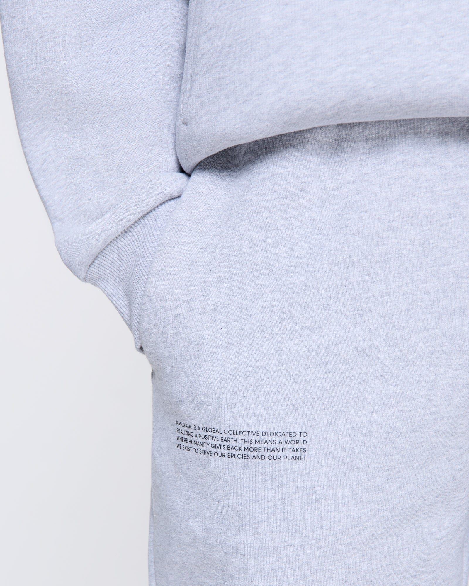 365_HEAVYWEIGHT_TRACK-PANTS_GREY-MARL_WOMENS_DETAIL-MODEL