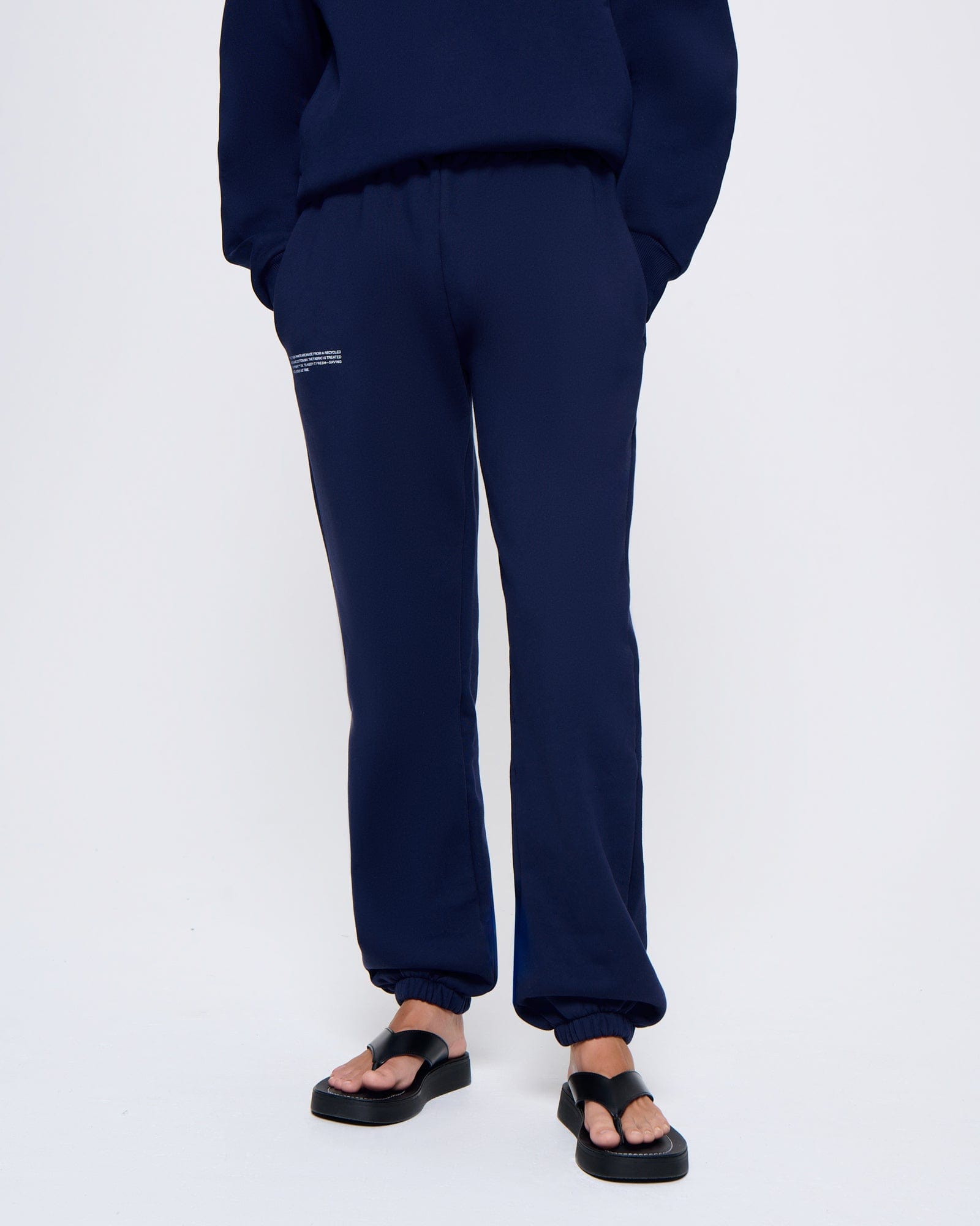 365_HEAVYWEIGHT_TRACK-PANTS_NAVY-BLUE_WOMENS_FRONT-MODEL