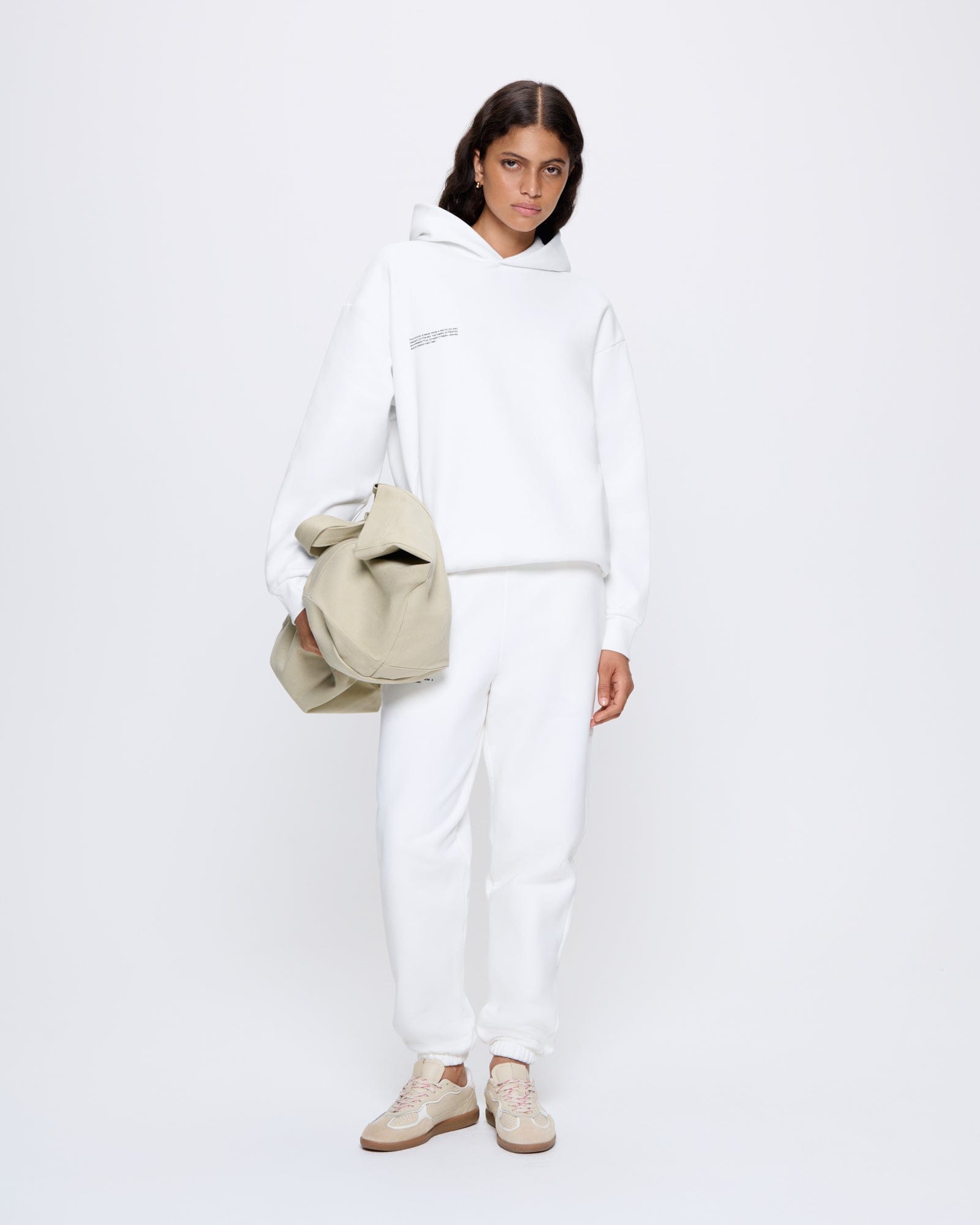 365_HEAVYWEIGHT_TRACK-PANTS_OFF-WHITE_WOMENS_LEAD-MODEL
