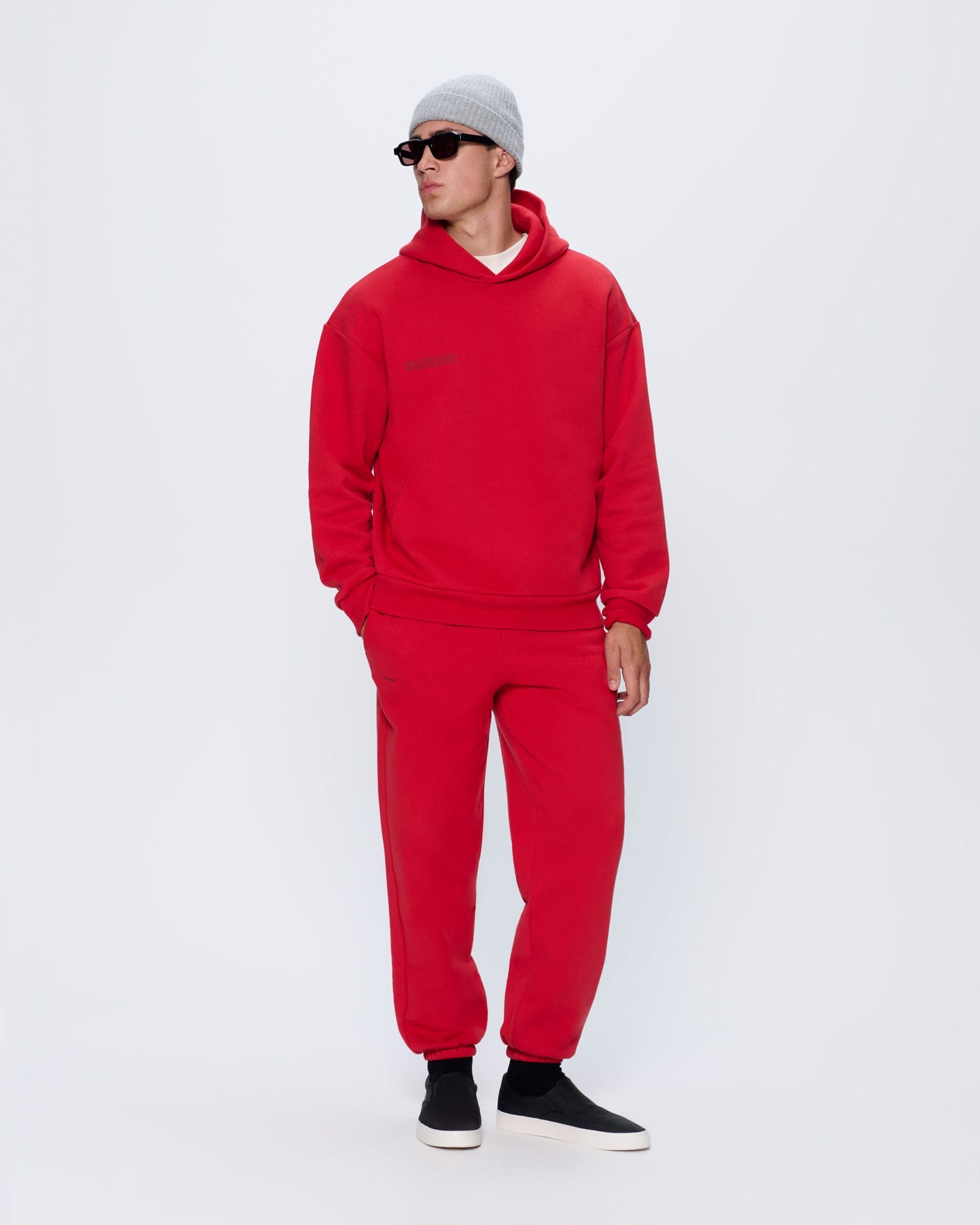 365_HEAVYWEIGHT_TRACK_PANTS_GOJI_RED_MENS_LEAD