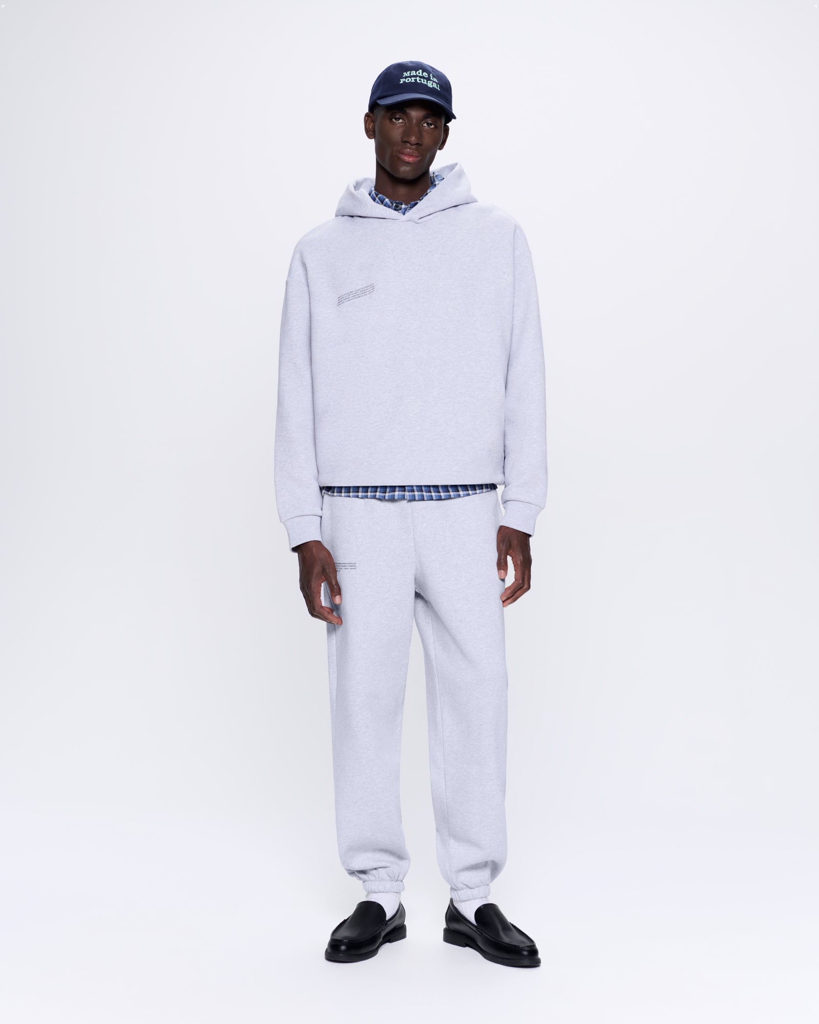 365_HEAVYWEIGHT_TRACK_PANTS_GREY_MARL_MENS_LEAD-MODEL