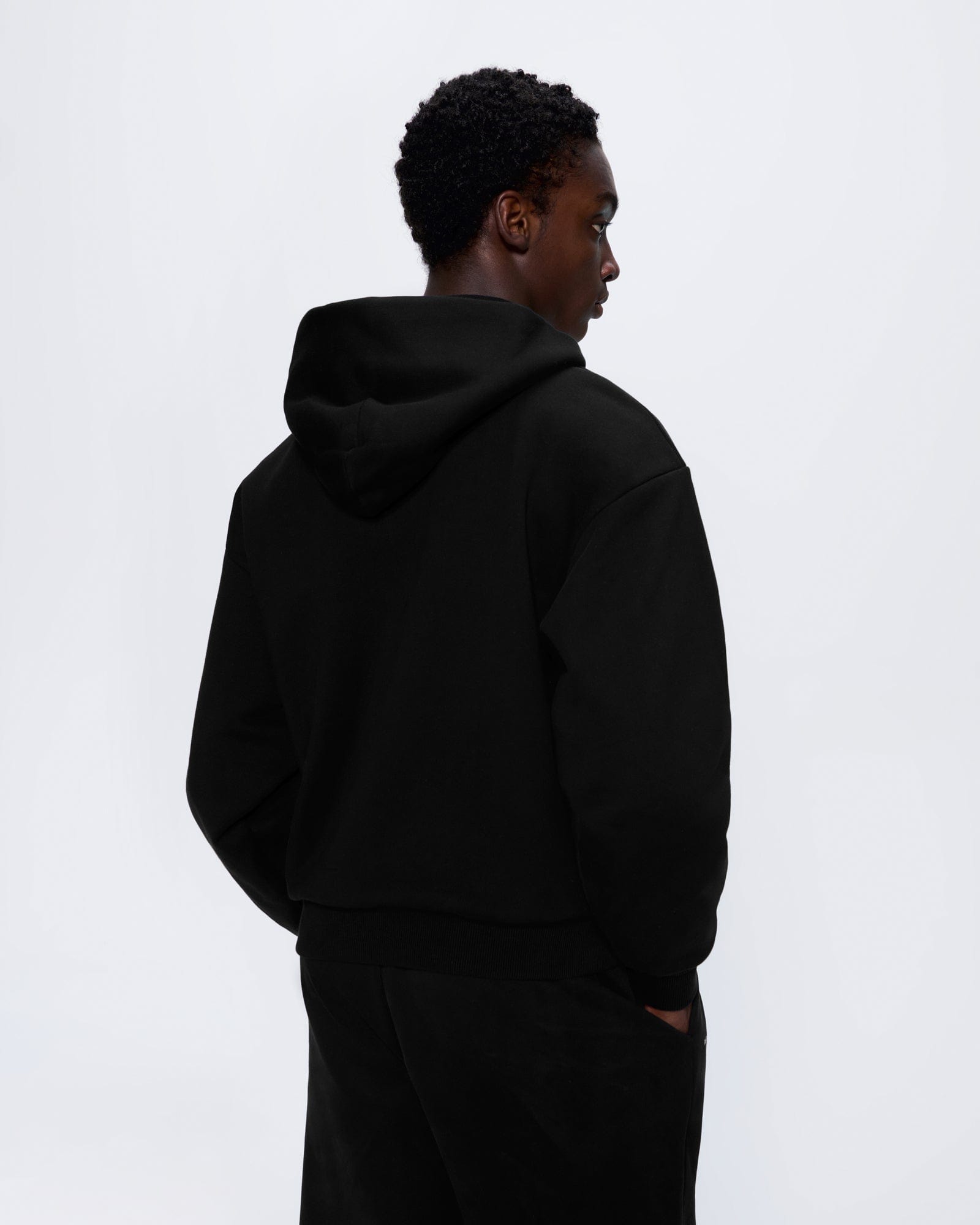 365_HEAVYWEIGHT_ZIP_UP_HOODIE_BLACK_MENS_BACK_Retouched