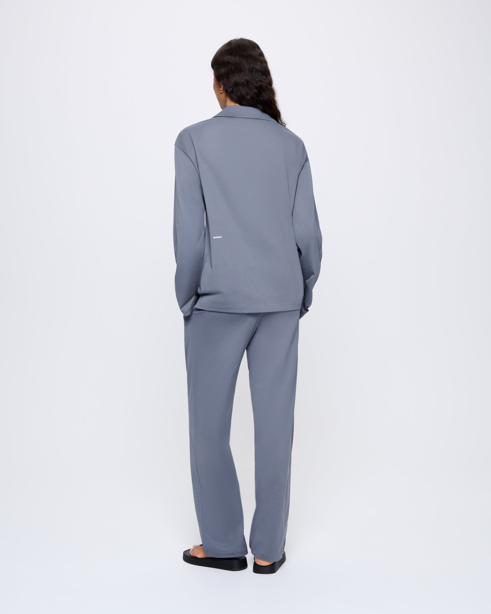 365_LIGHTWEIGHT_LONG-PYJAMA-SET_ATMOSPHERE-GREY_WOMENS_BACK