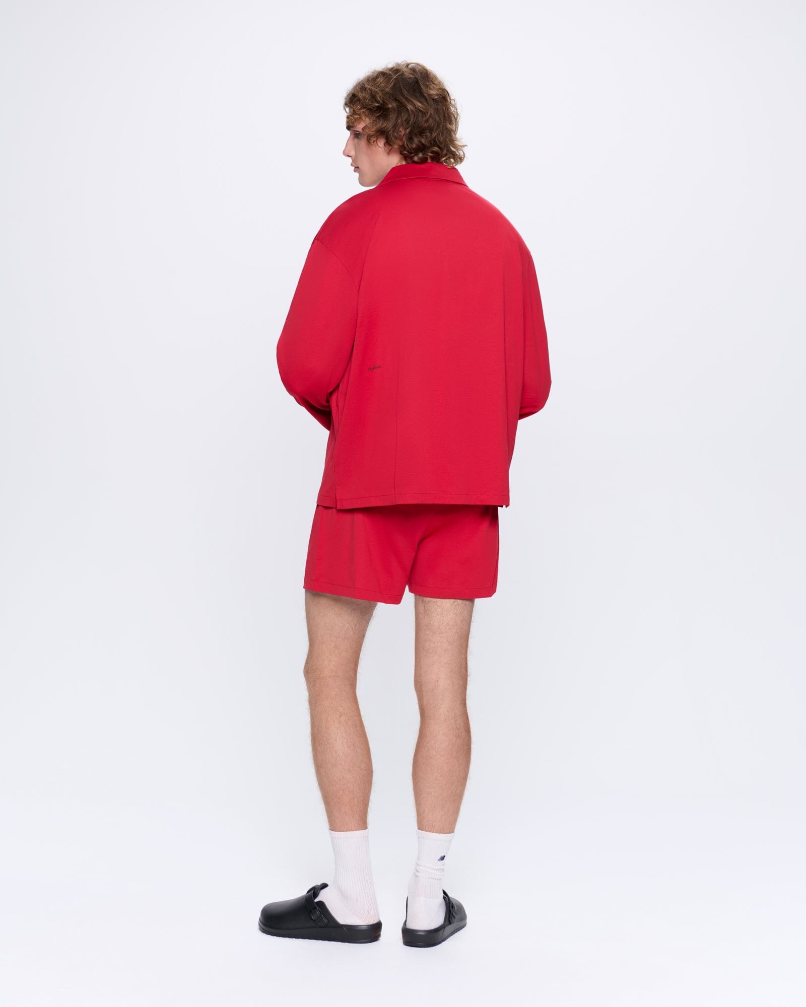 365_LIGHTWEIGHT_SHORT_PYJAMA_SET_MAITAKE_GOJI_RED_MENS_BACK