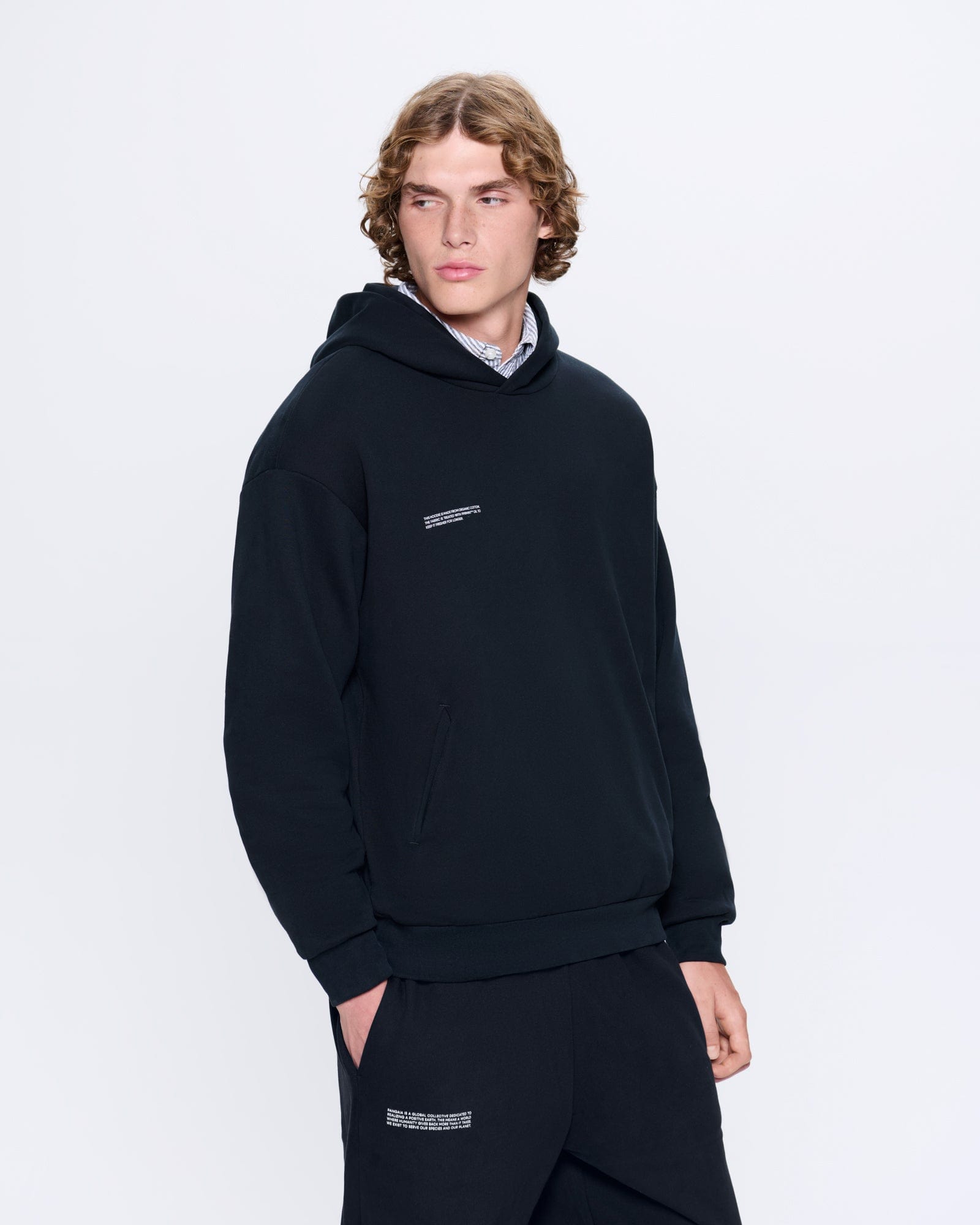 365_MIDWEIGHT_HOODIE_BLACK_MENS_FRONT