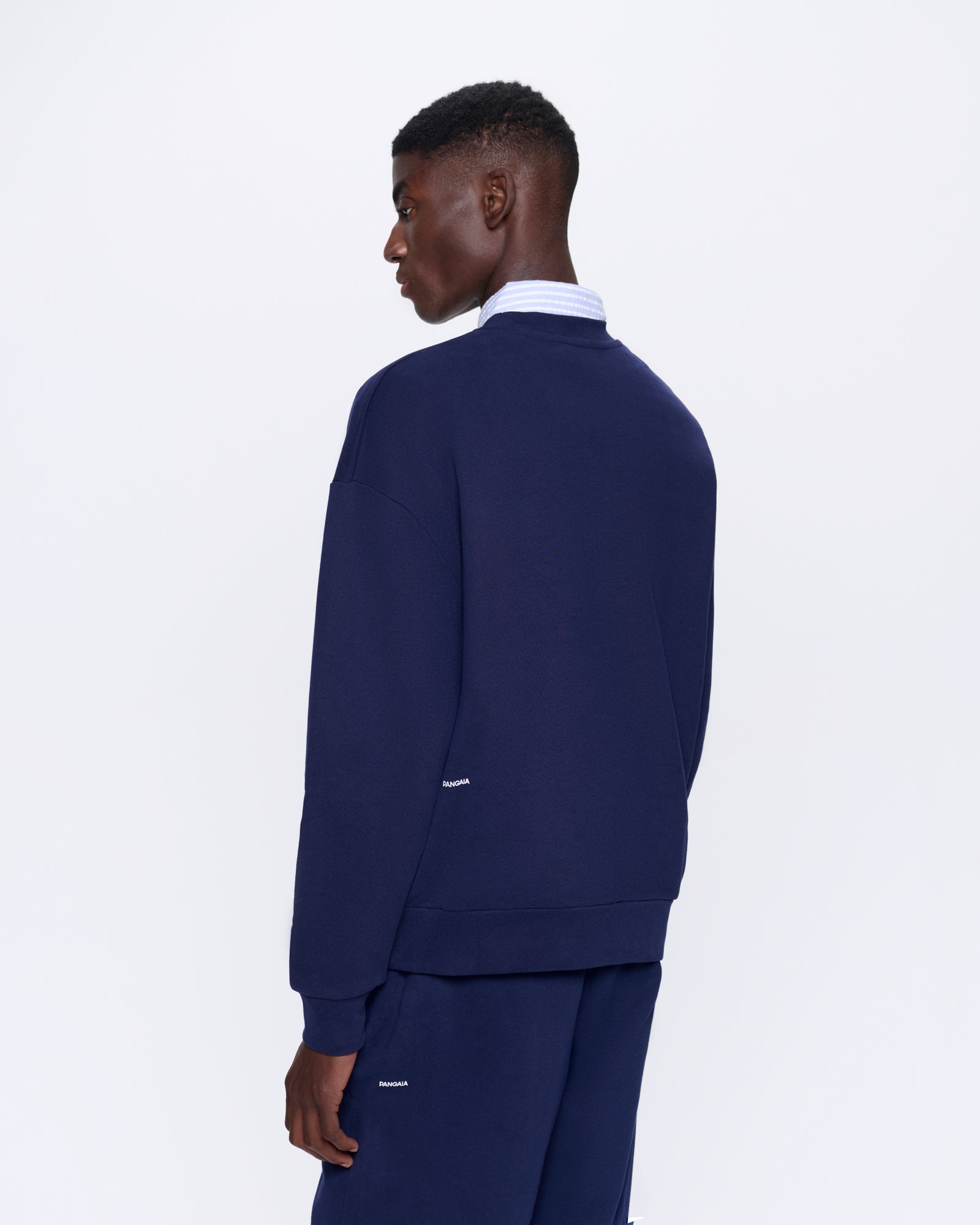 365_MIDWEIGHT_SWEATSHIRT_NAVY_MENS_BACK