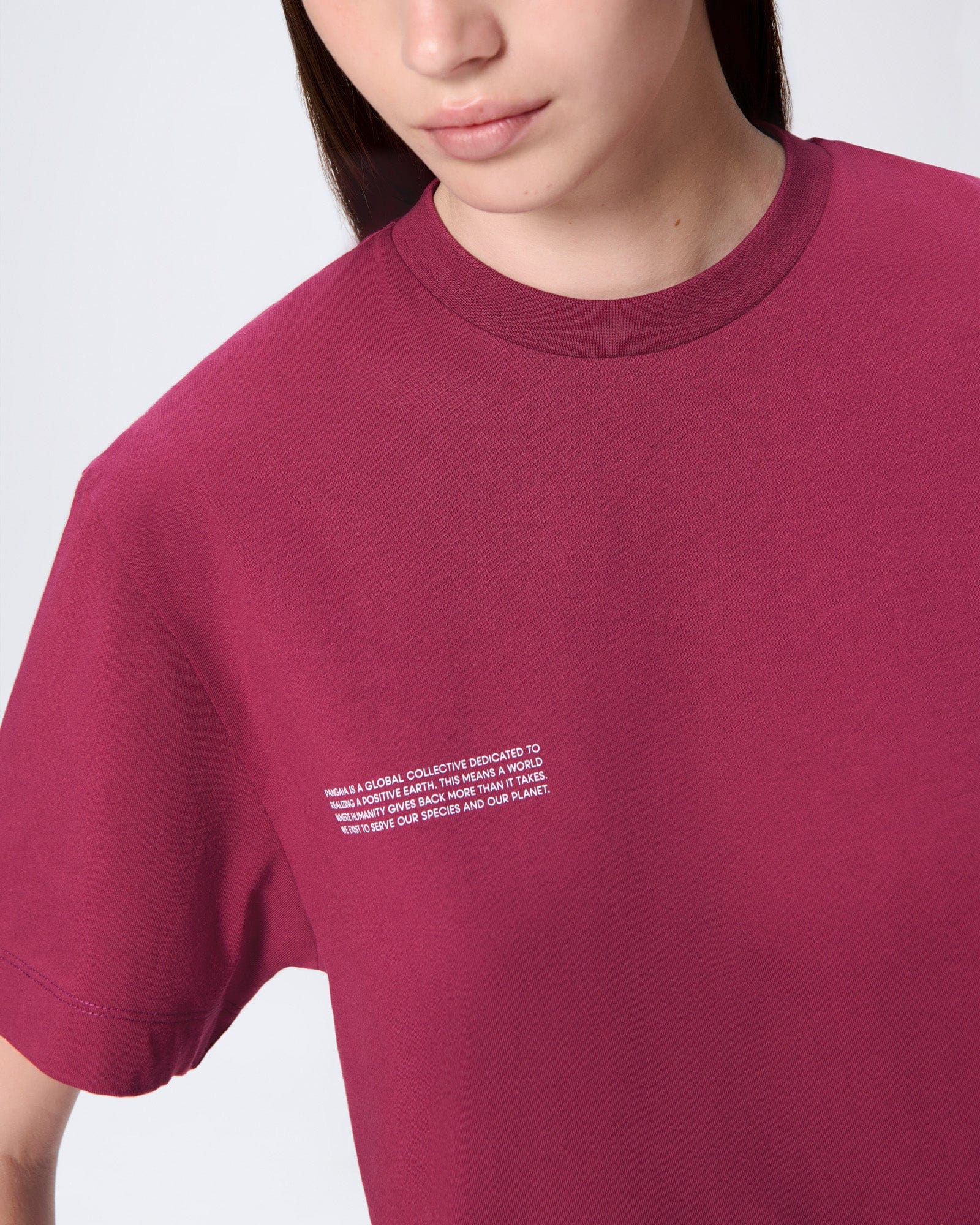 365_MIDWEIGHT_T-SHIRT_MILKYWAY_MAROON_WOMENS_DETAIL
