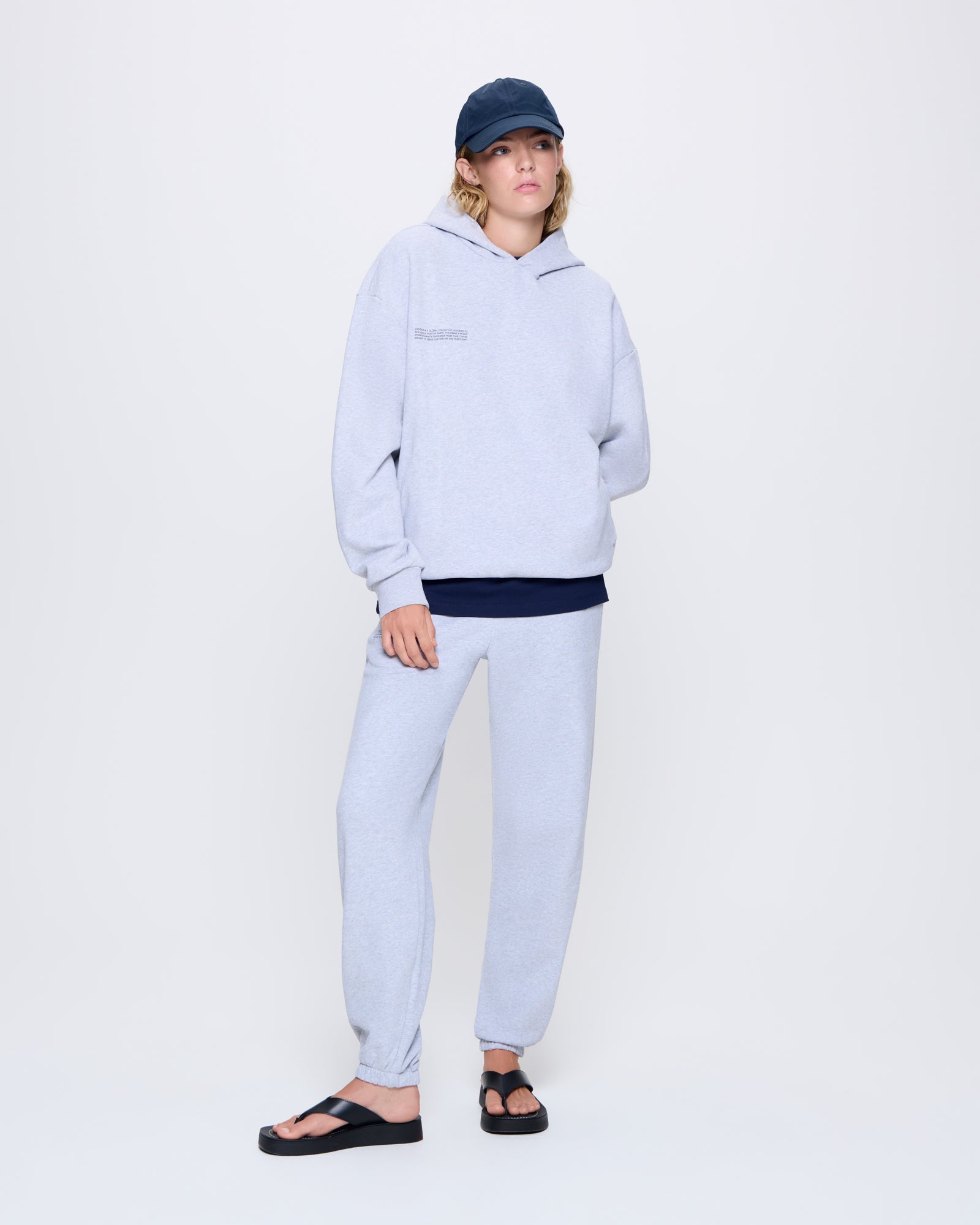 365_MIDWEIGHT_TRACK-PANTS_GREY-MARL_WOMENS_LEAD-MODEL