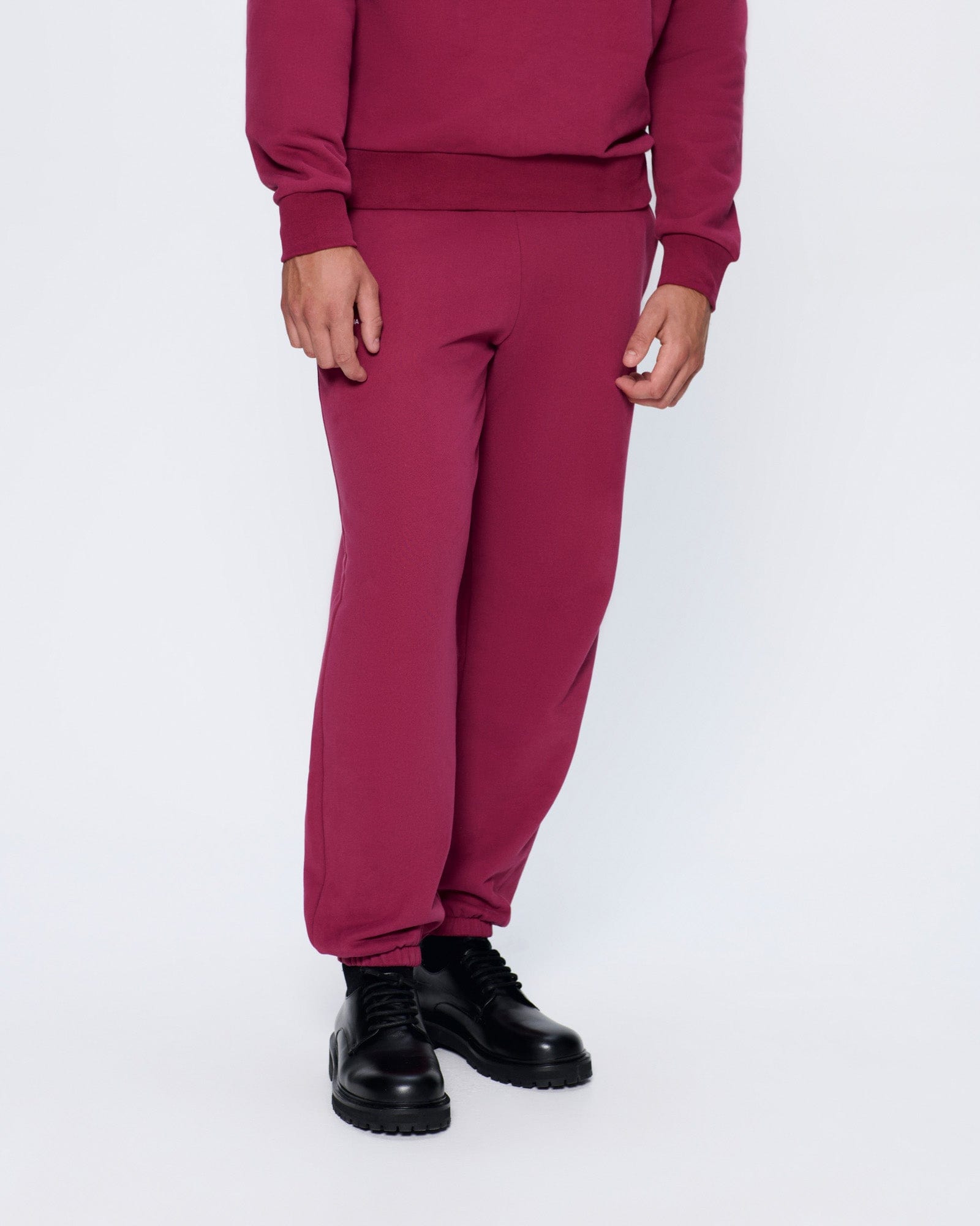 365_MIDWEIGHT_TRACK_PANTS_MILKYWAY_MAROON_MENS_LEAD