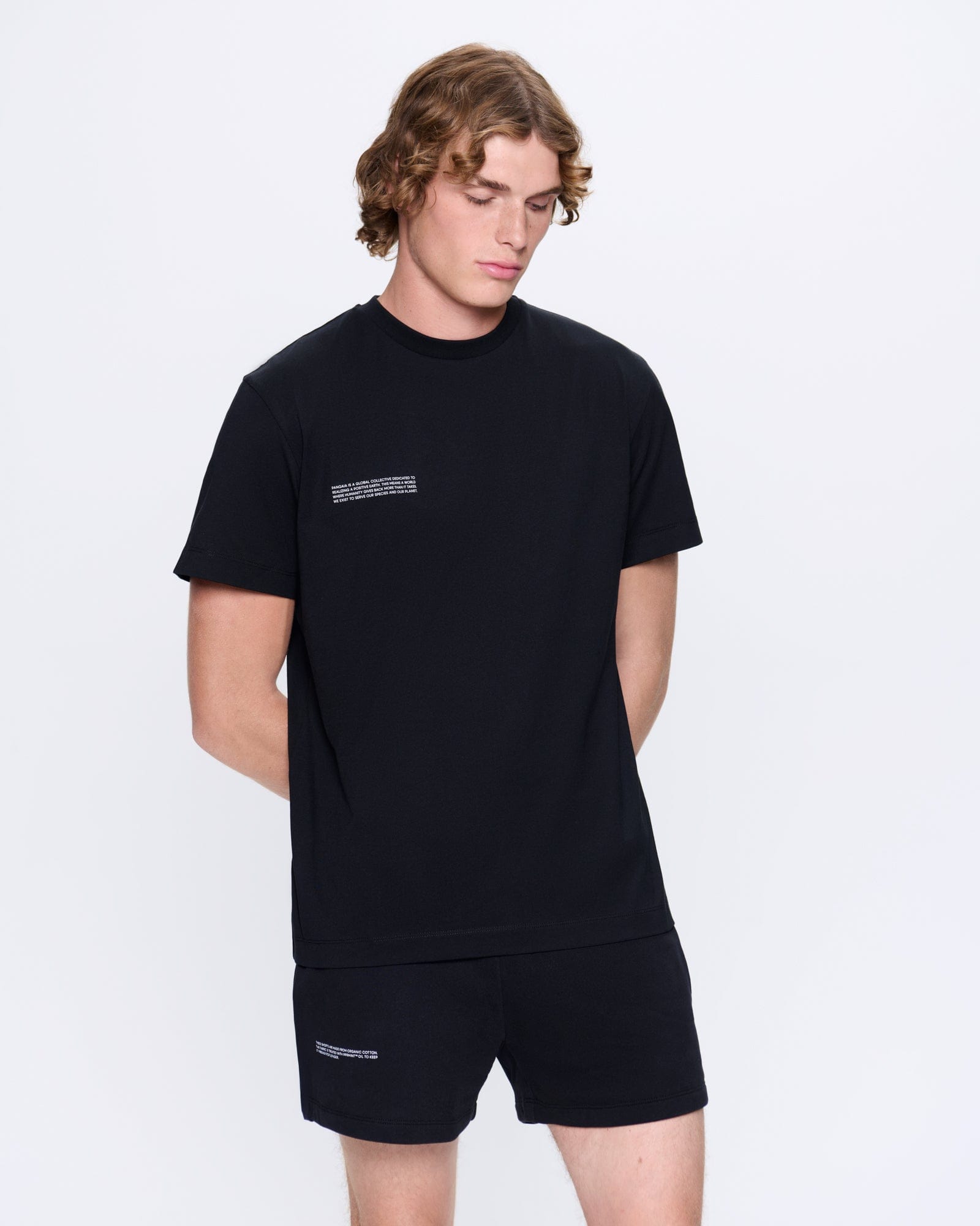 365_MIDWEIGHT_TSHIRT_BLACK_MENS_FRONT
