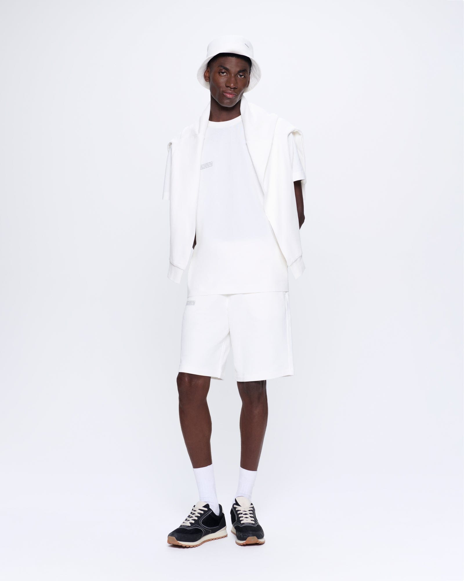 365_MIDWEIGHT_TSHIRT_OFF_WHITE_MENS_LEAD
