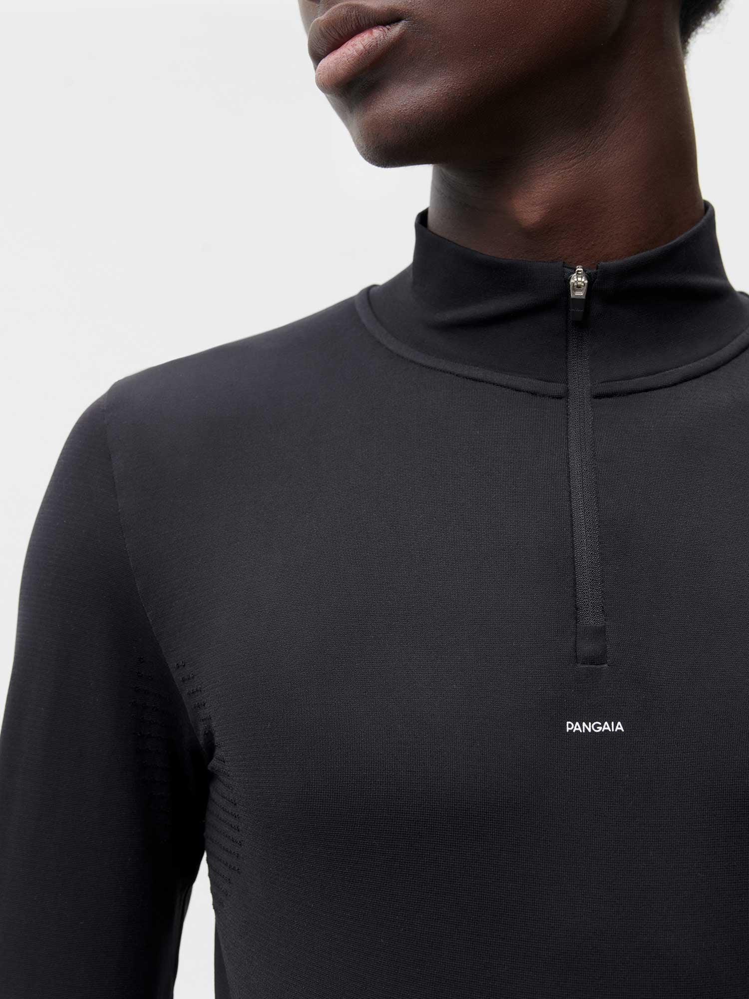 Activewear-3.1-Seamless-Half-Zip-Top-Black-Male-3