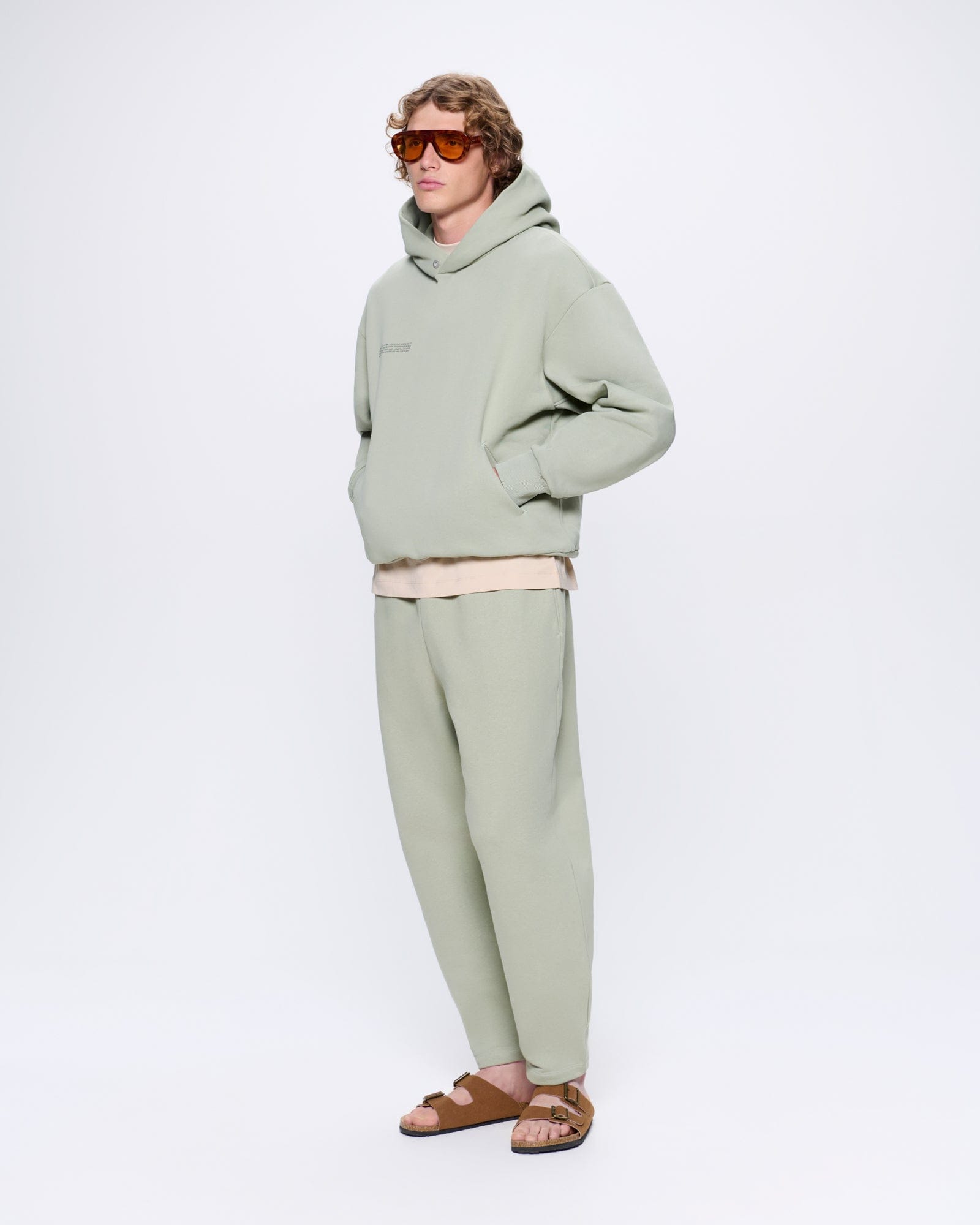 DNA_BARREL-LEG_TRACK_PANTS_MOSS_GREEN_MENS_LEAD