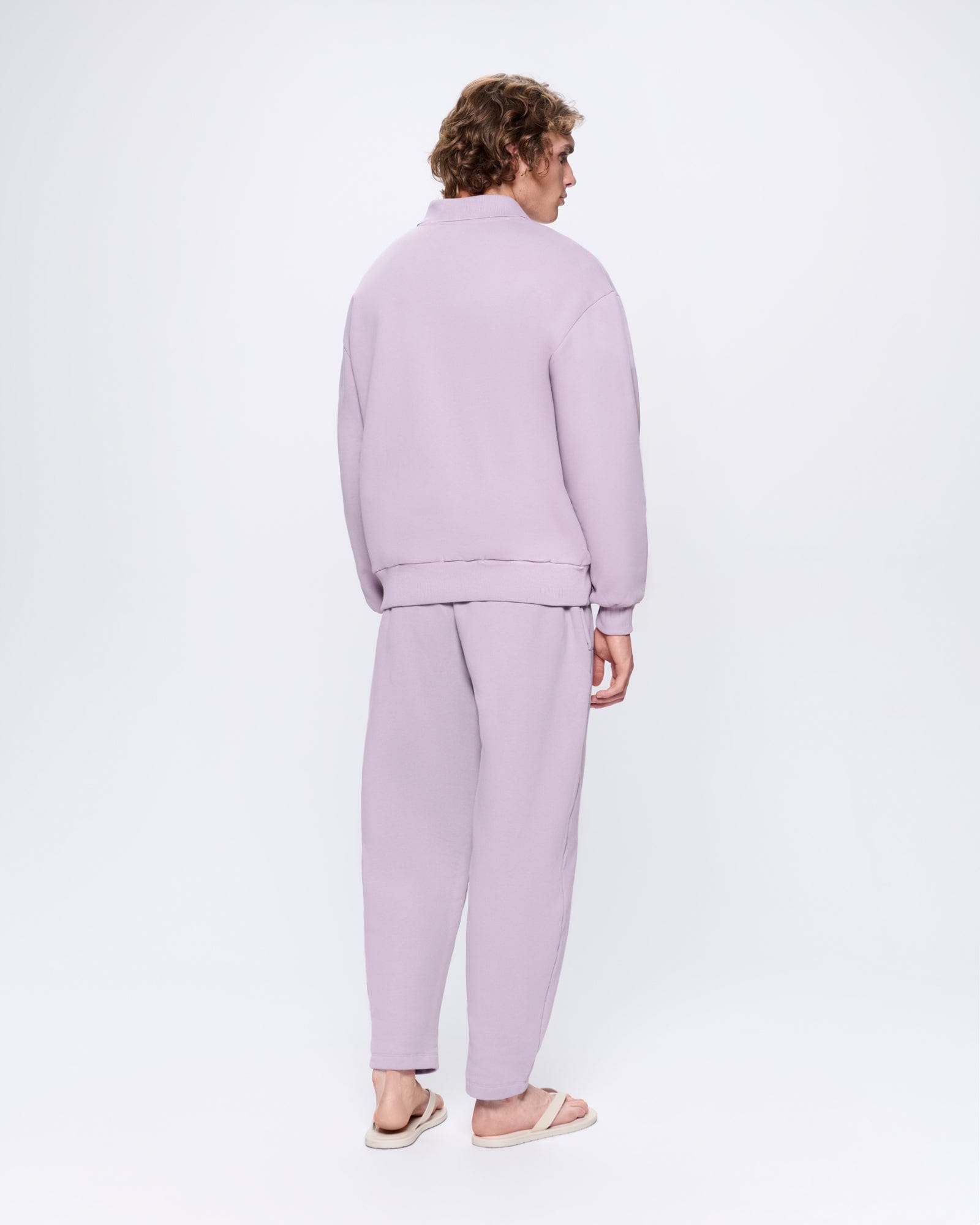 DNA_BARREL-LEG_TRACK_PANTS_RAISIN_PURPLE_MENS_BACK