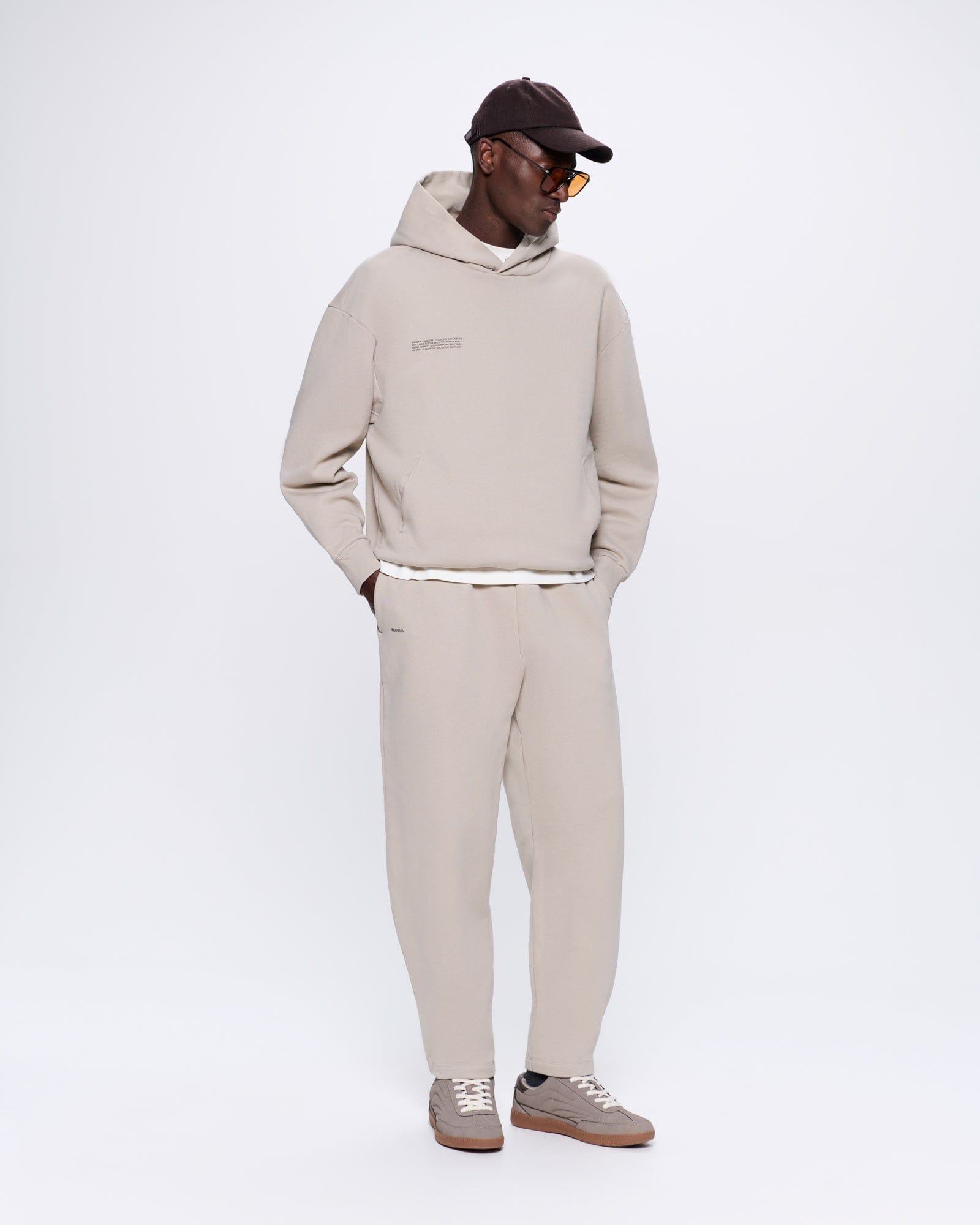 DNA_BARREL-LEG_TRACK_PANTS_STONE_MENS_LEAD