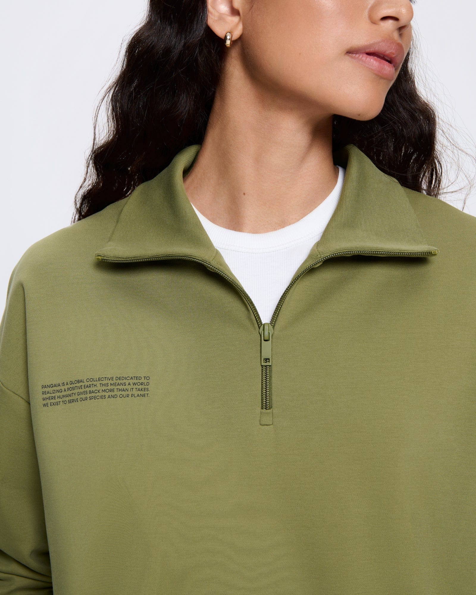 DNA_DOUBLE-JERSEY_HALF-ZIP-SWEATSHIRT_WOMENS_DETAIL