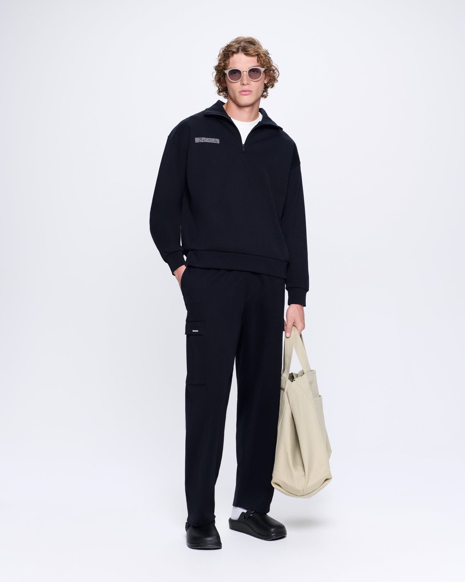 DNA_DOUBLE_JERSEY_CARGO_TROUSER_BLACK_MENS_LEAD