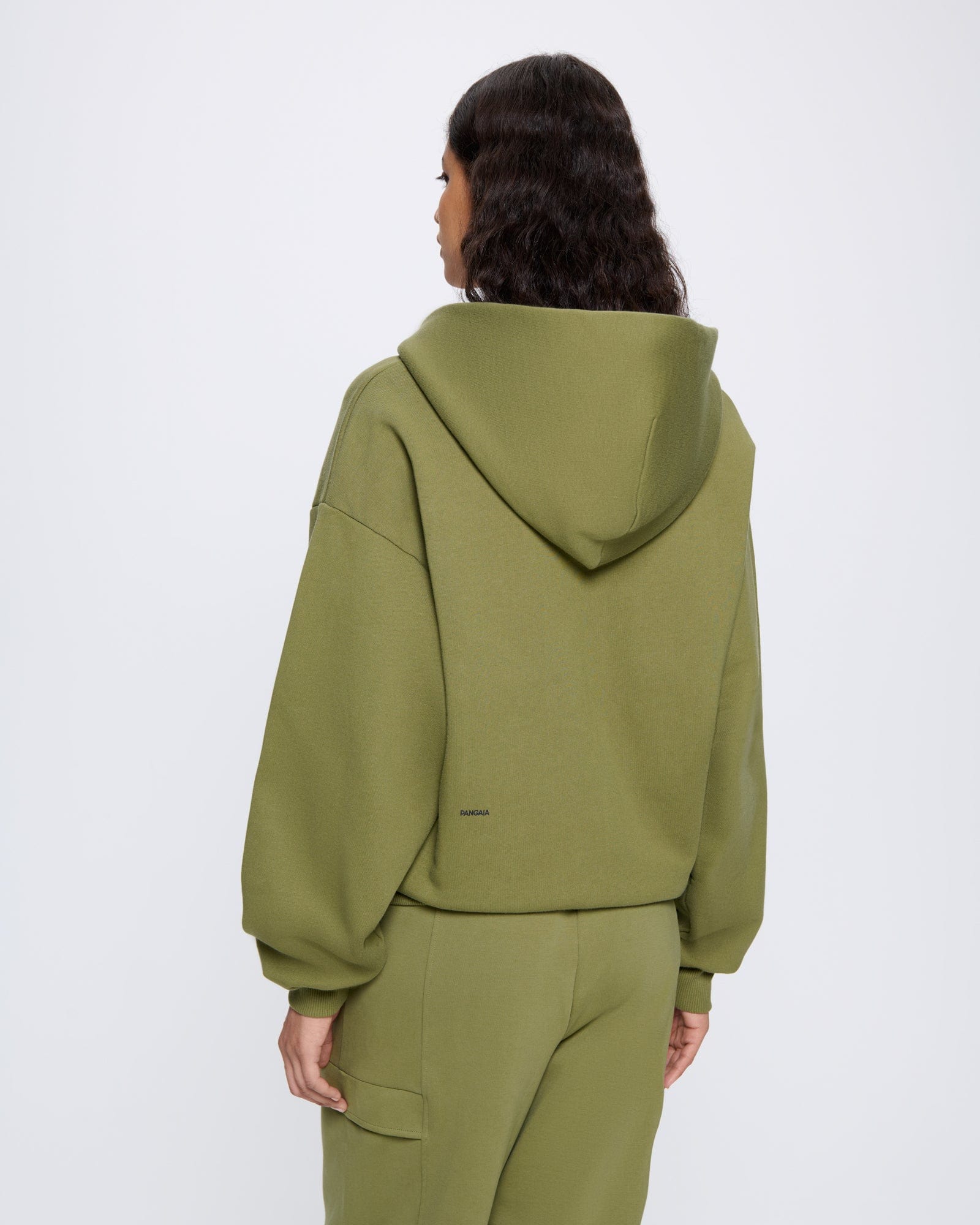 DNA_HEAVYWEIGHT-ZIPPED-HOODIE_HIGHLAND-GREEN_WOMENS_BACK