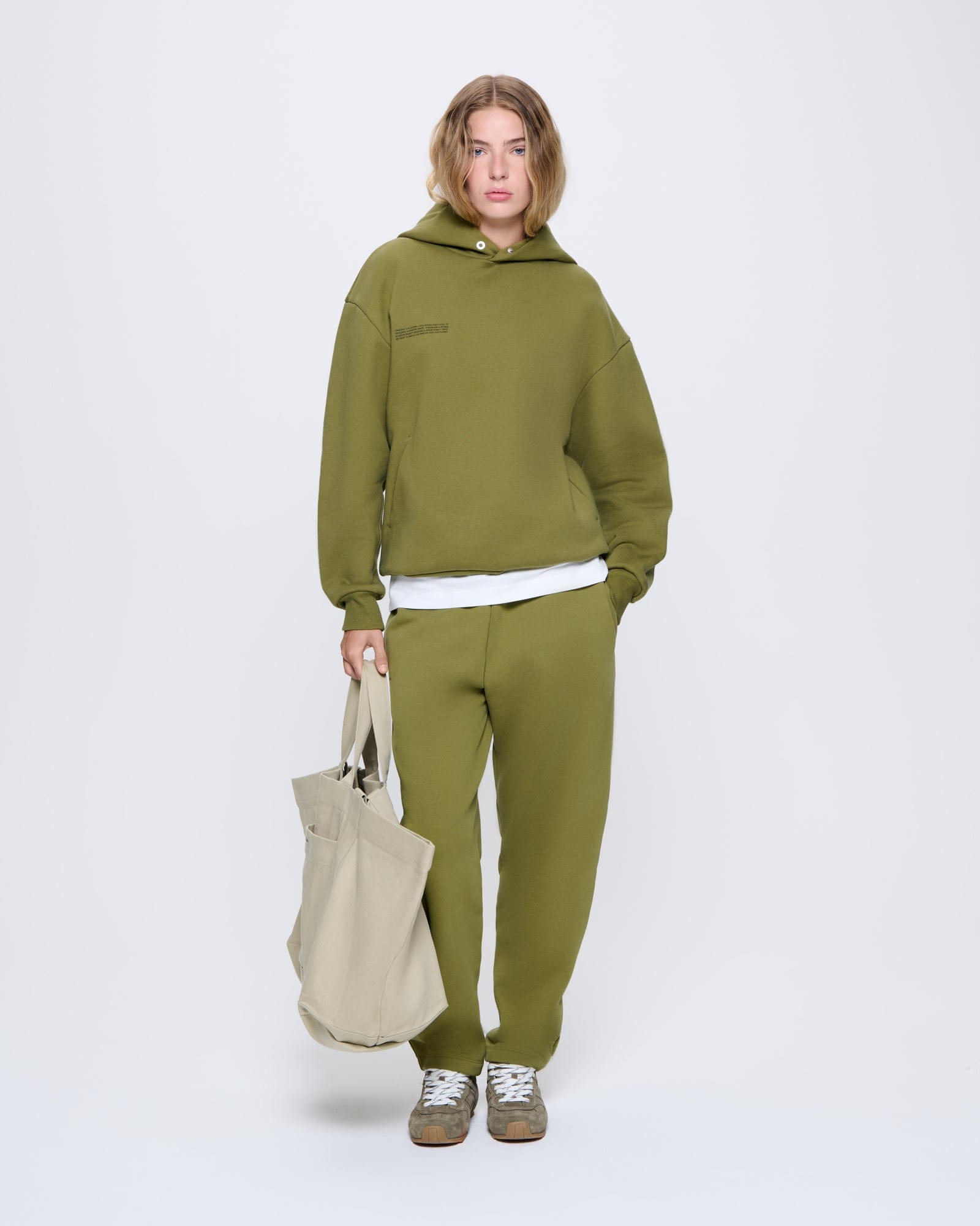 DNA_HOODIE_HIGHLAND-GREEN_WOMENS_LEAD