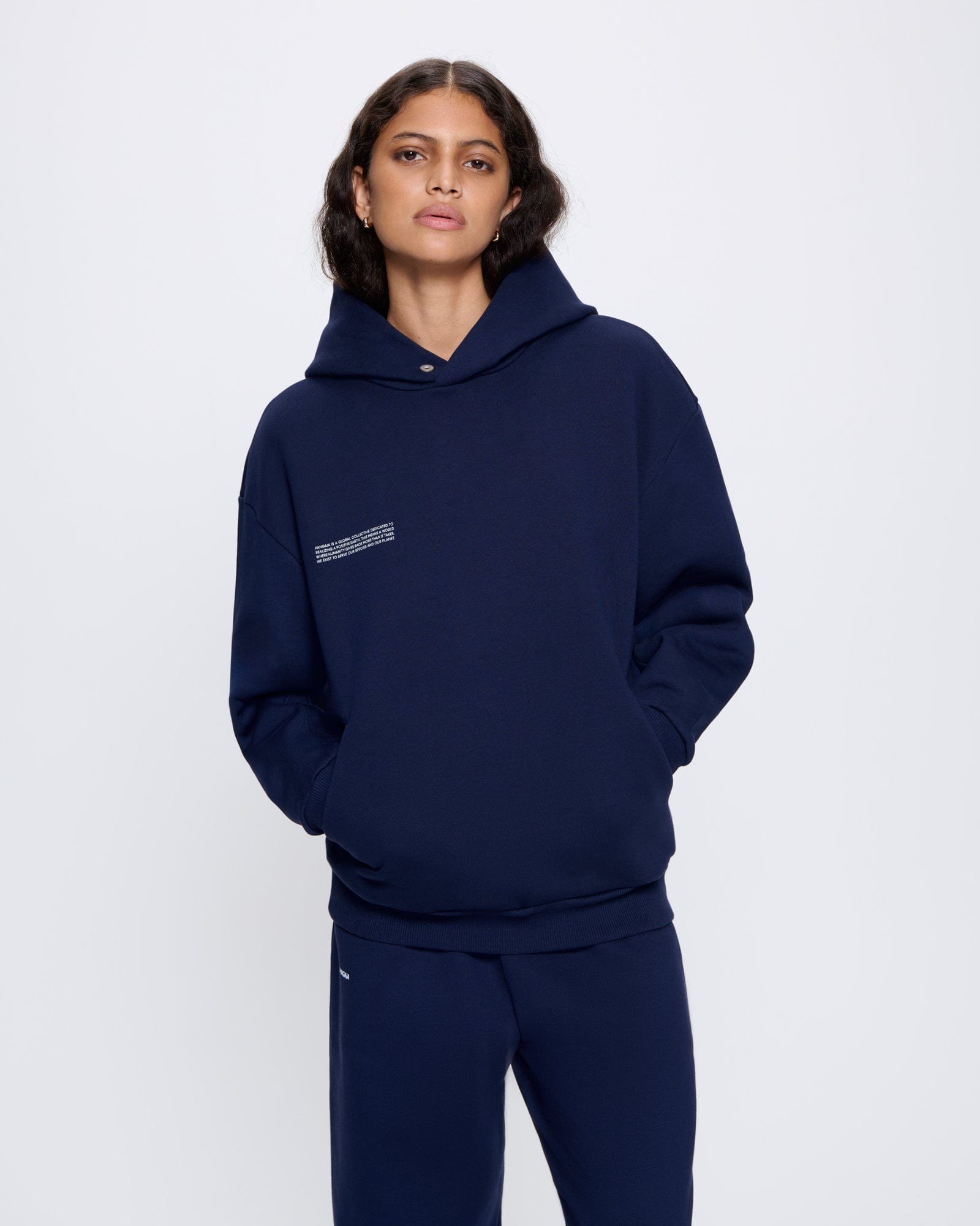 DNA_HOODIE_NAVY_WOMENS_FRONT