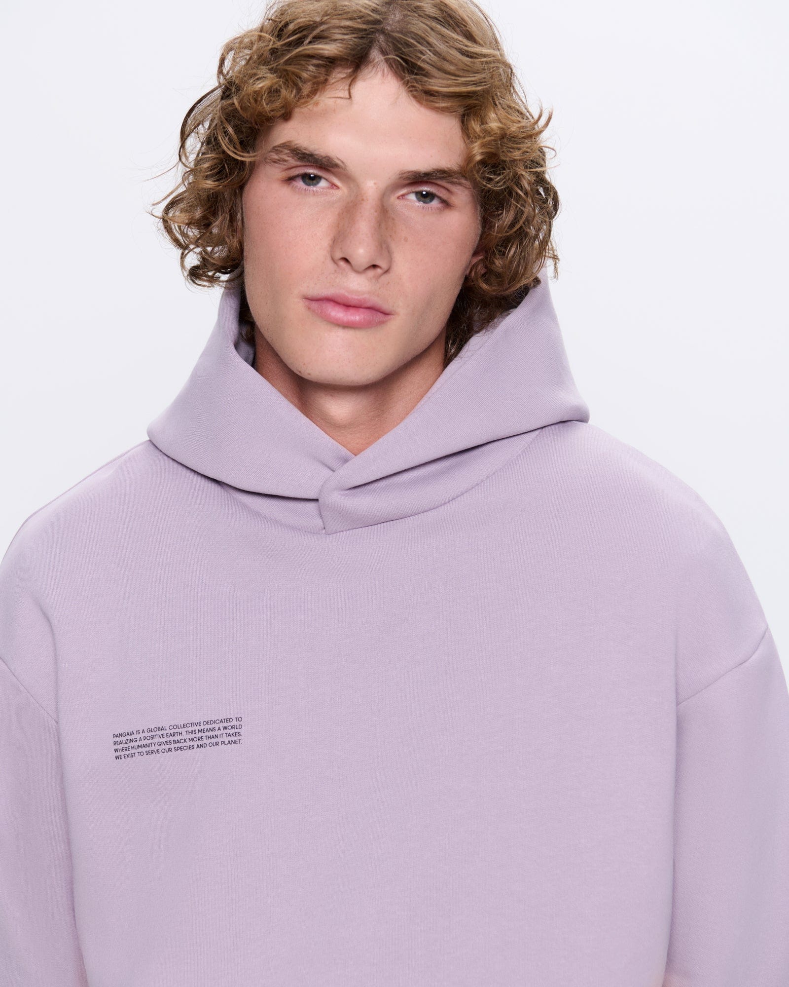 DNA_HOODIE_RAISIN_PURPLE_MENS_DETAIL