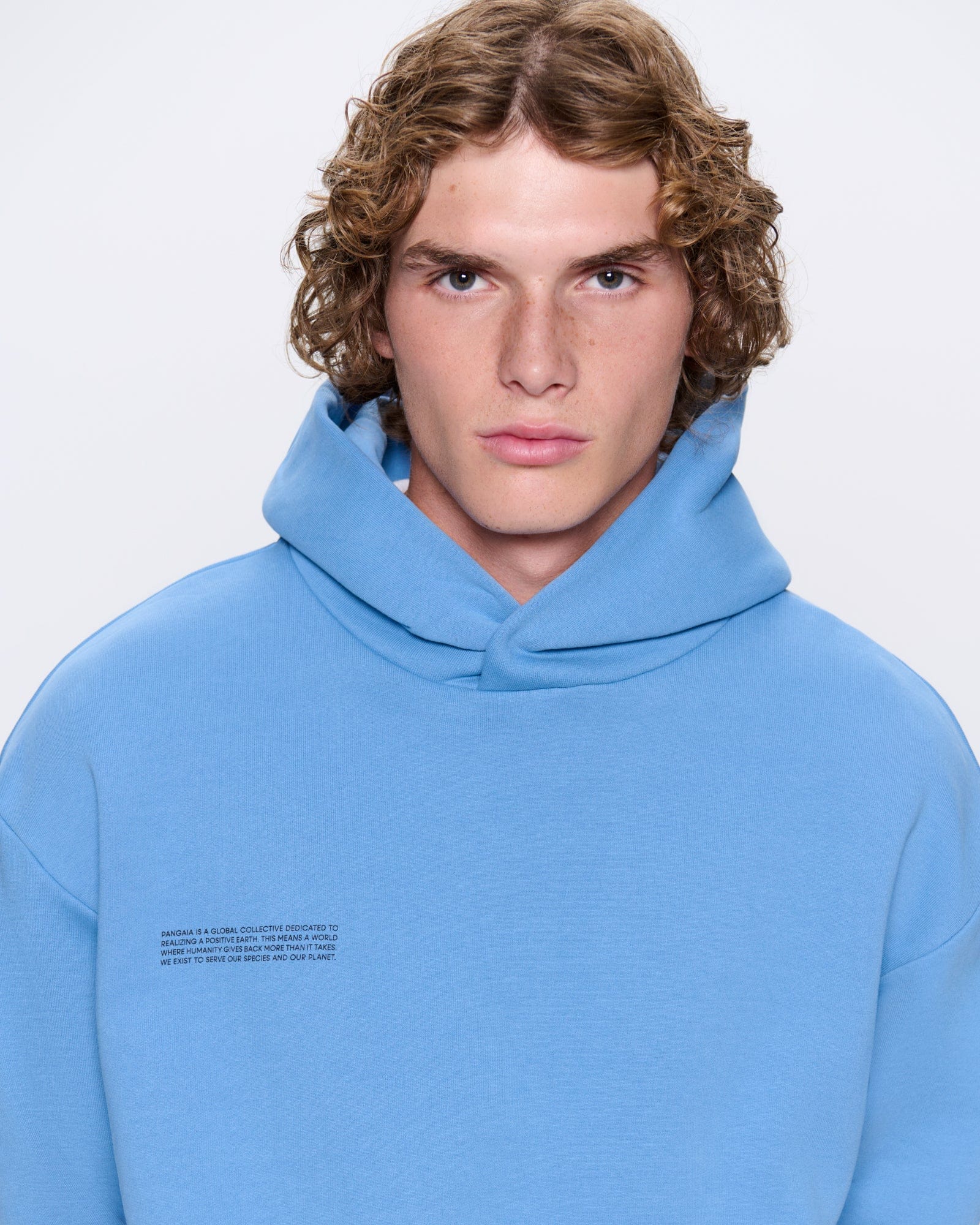 DNA_HOODIE_SUMMIT_BLUE_MENS_DETAIL