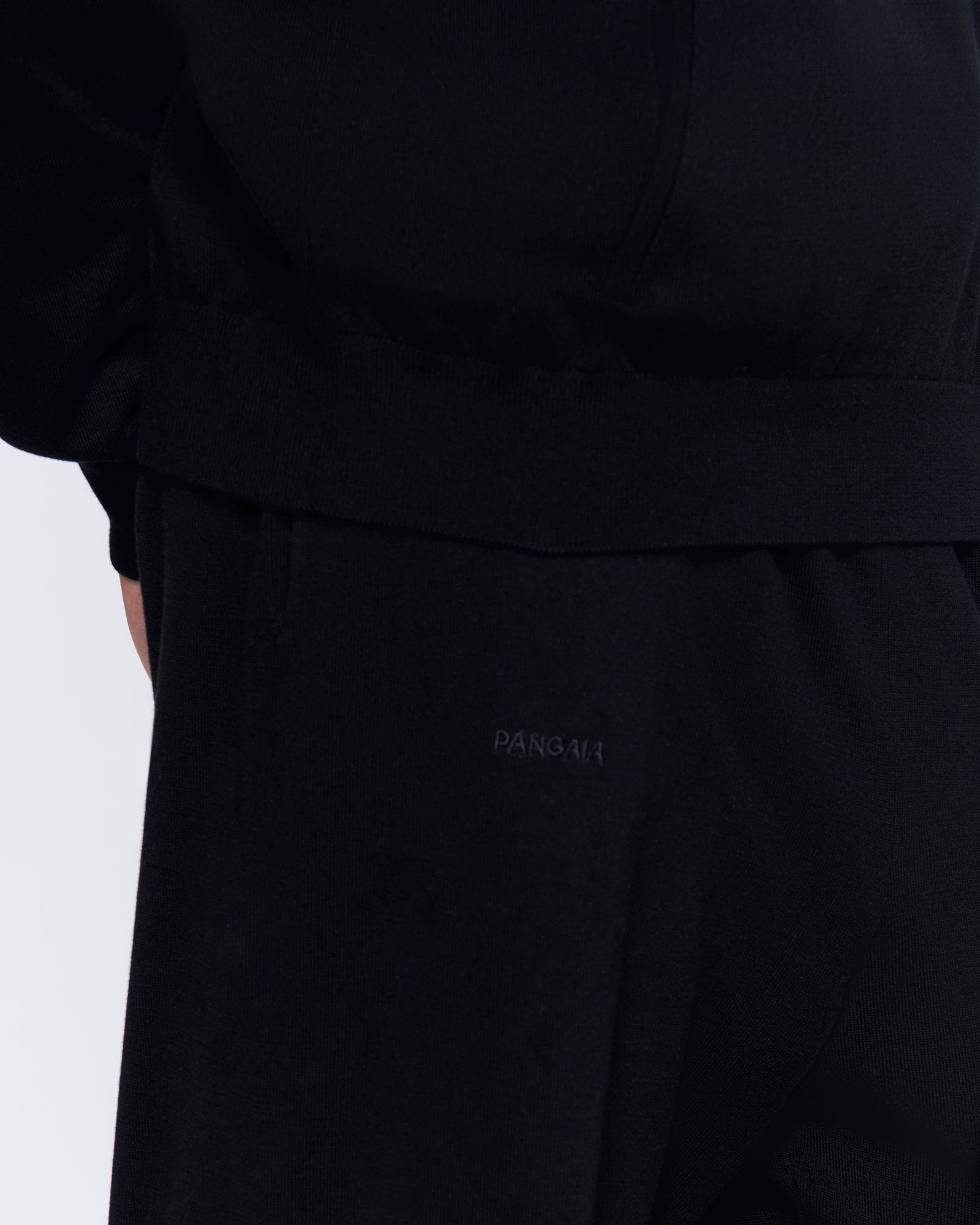 DNA_KNITTED_STRAIGHT_LEG_TRACK_PANTS_BLACK_MENS_DETAIL