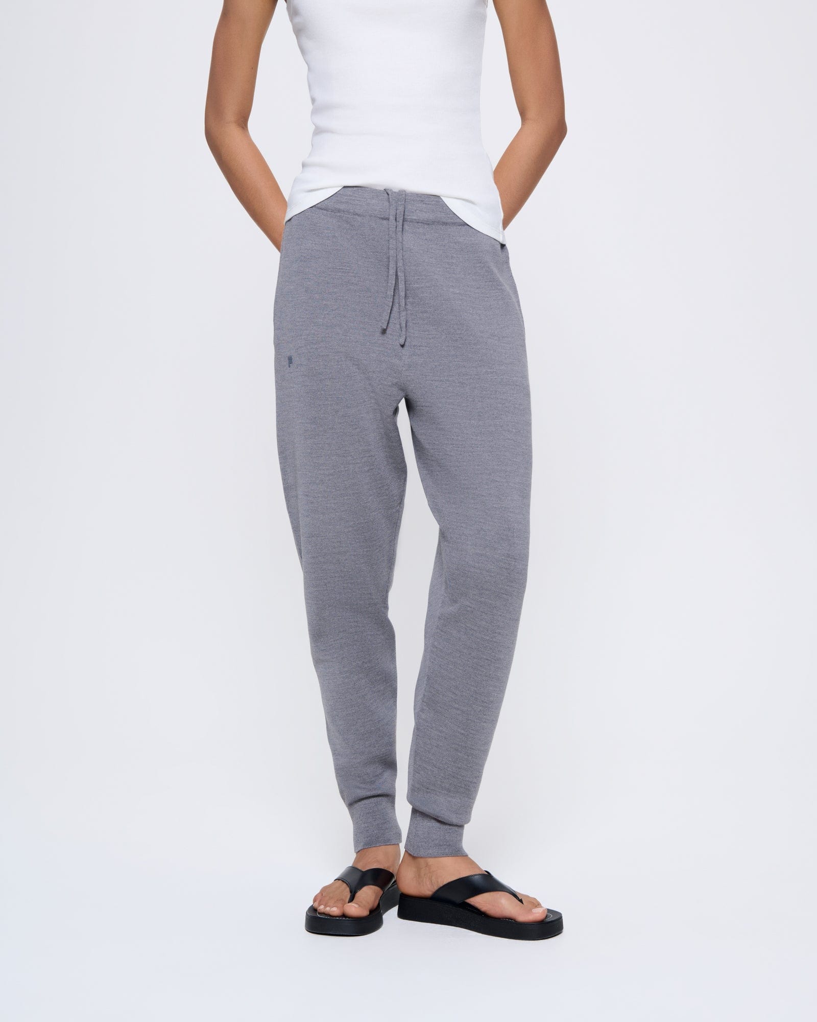 DNA_MERINO-WOOL_TRACK-PANTS_GREY_MARL_WOMENS_FRONT