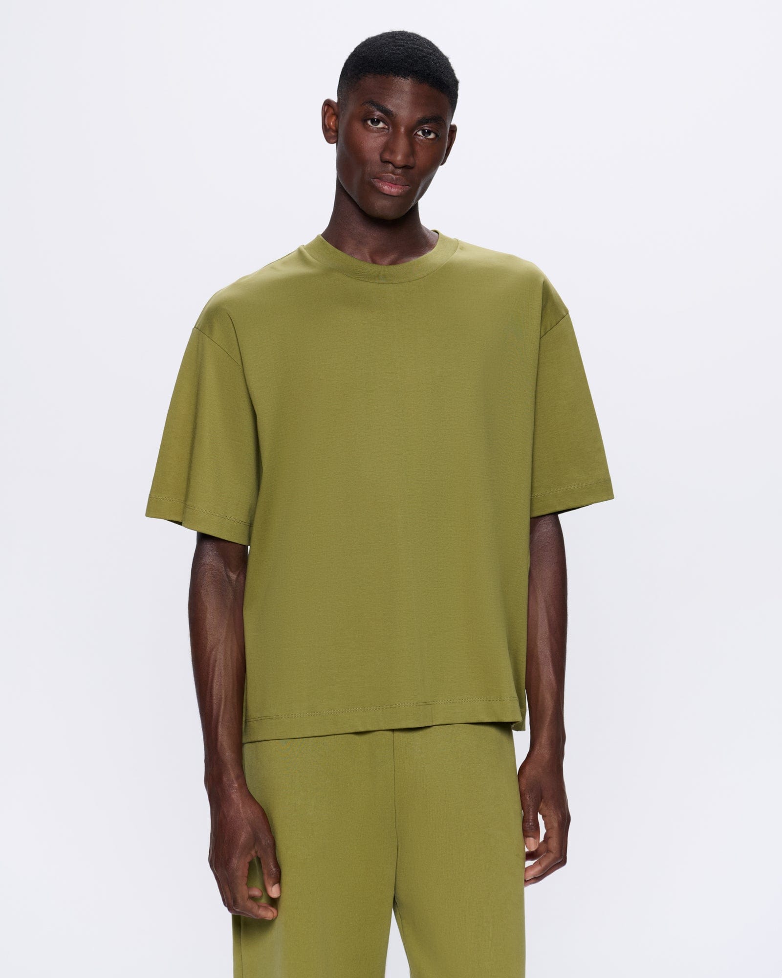 DNA_OVERSIZED_TSHIRT_HIGHLAND_GREEN_MENS_FRONT