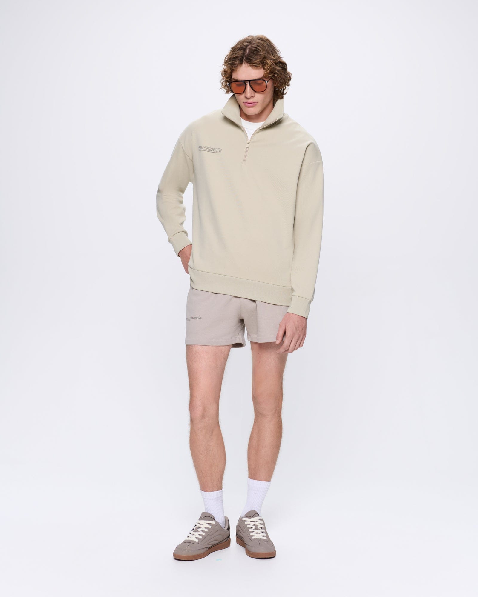 DNA_POLO_NECK_SWEATSHIRT_MEITAKE_BEIGE_MENS_LEAD