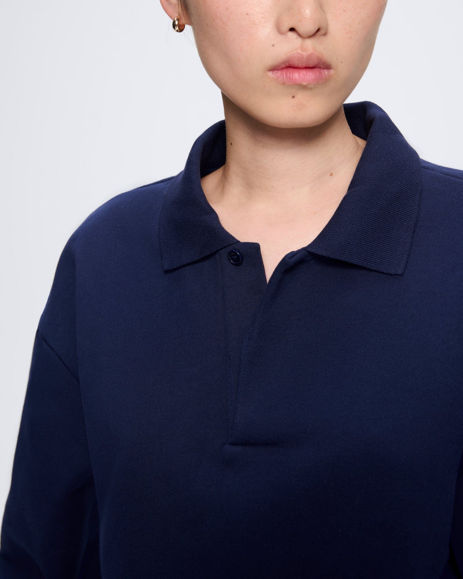 DNA_POLO_NECK_SWEATSHIRT_NAVY_365_MIDWEIGHT_SHORTS_NAVY_WOMENS_DETAIL