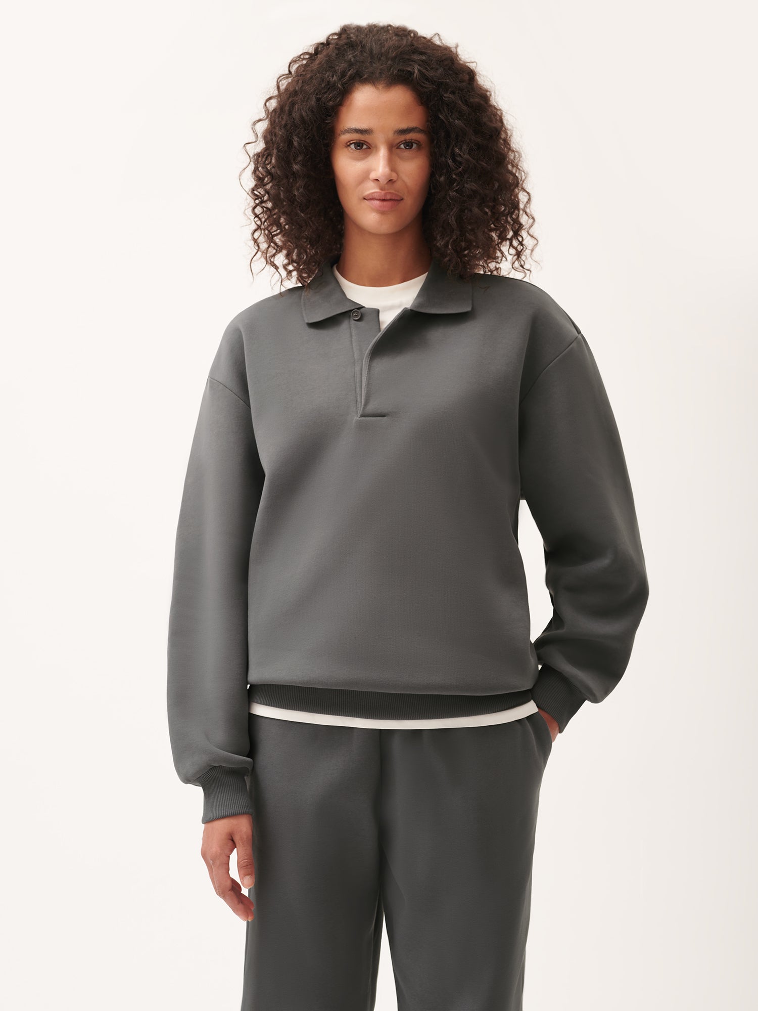 DNA_Polo_Neck_Sweatshirt_Atmosphere_Grey_female-1