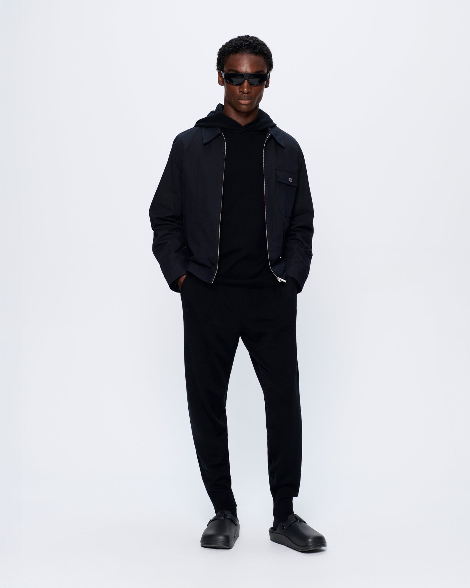 RECYCLED_MERINO_PANTS_BLACK_MENS_LEAD