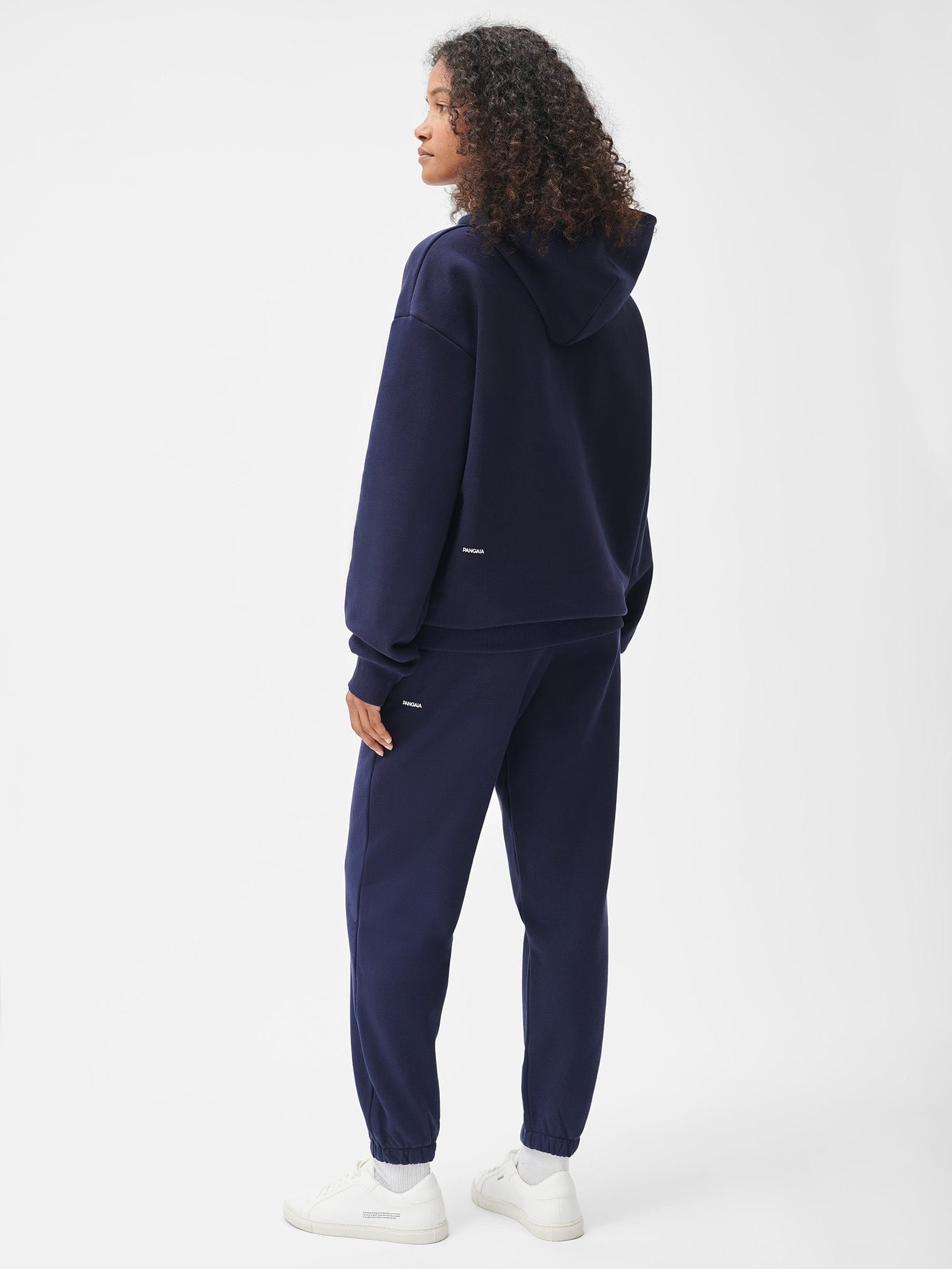 Signature-Trackpants-Navy-Model-Female-3