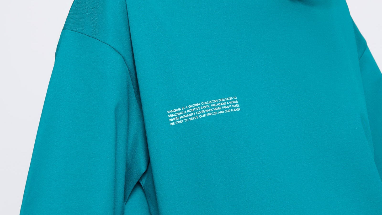 Summer_Dressing_Interlock_OVERSIZED-T-SHIRT_MALACHITE-GREEN_0053